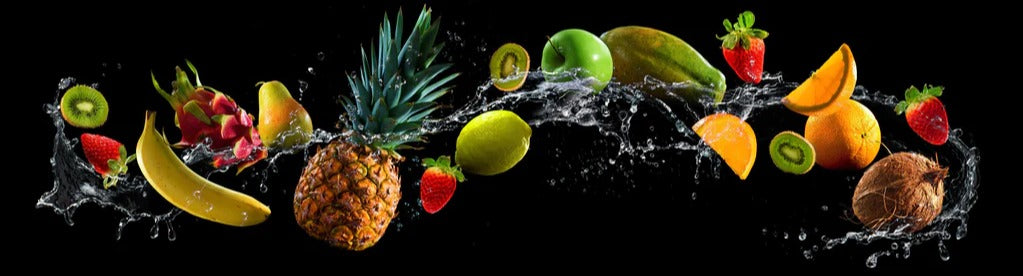 Küchenrückwand - Früchte mit Wasserspritzern