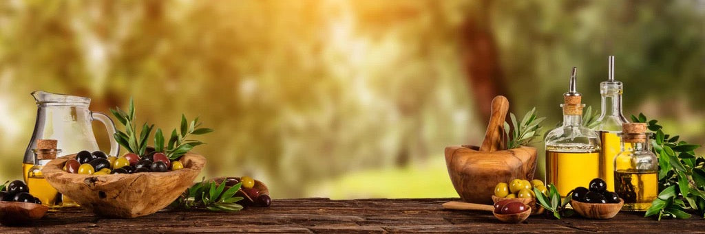 Küchenrückwand - Olivenöl & Oliven