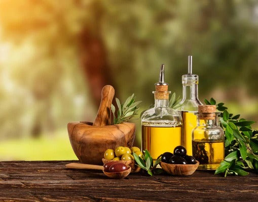 Küchenrückwand - Olivenöl & Oliven