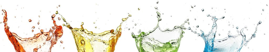 Küchenrückwand - Spritziges buntes Wasser