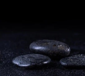 Küchenrückwand - Zen - Schwarze Steine