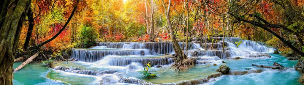 Küchenrückwand - Wasserfall im Wald Thailand Nationalparks