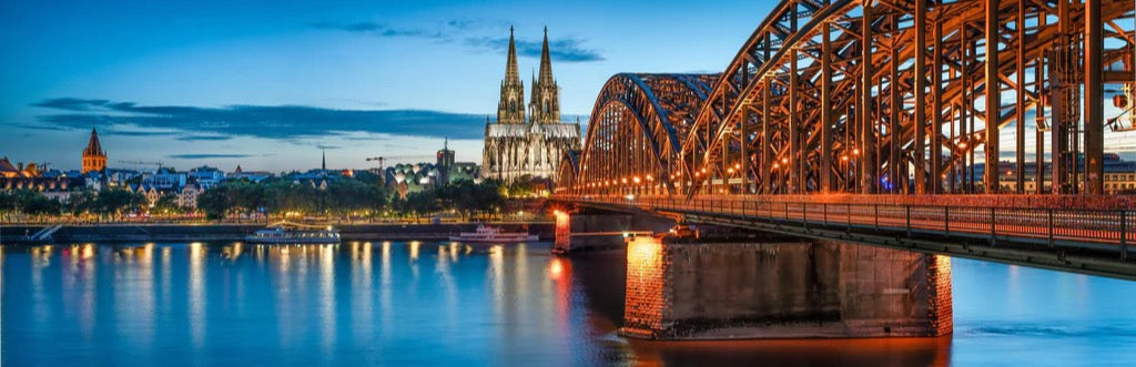 Küchenrückwand - Kölner Dom und Hohenzollernbrücke bei Nacht