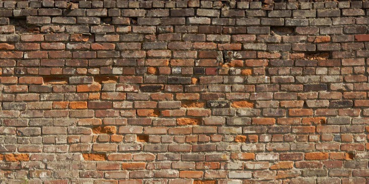 Küchenrückwand - Alte kaputte Ziegelwand