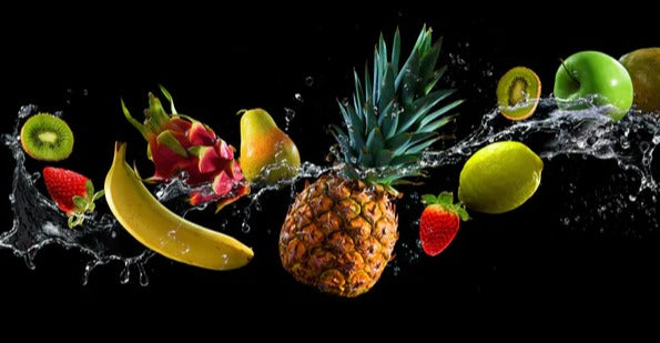 Spritzschutz - Früchte mit Wasserspritzern