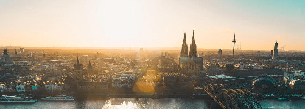 Spritzschutz - Panoramablick auf Köln bei Sonnenaufgang