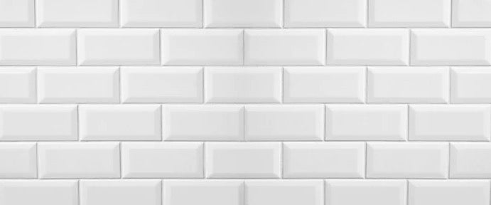 Spritzschutz - Weiß-gräulicher Fliesenspiegel