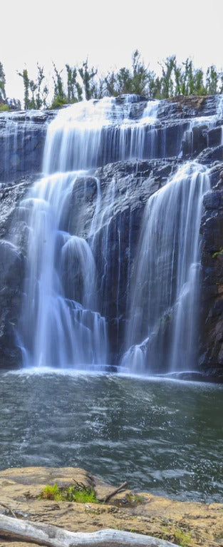 Duschrückwand - Idyllischer Wasserfall in New South Wales Australien