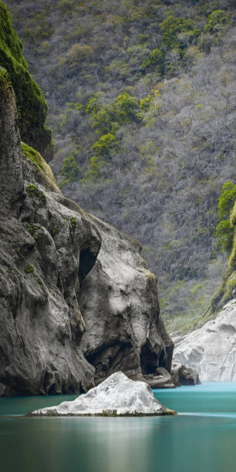 Duschrückwand - Tamul-Wasserfall am Fluss Tampaon
