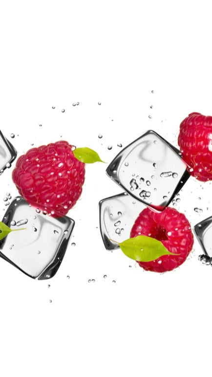Duschrückwand - Eiswürfel mit Himbeeren