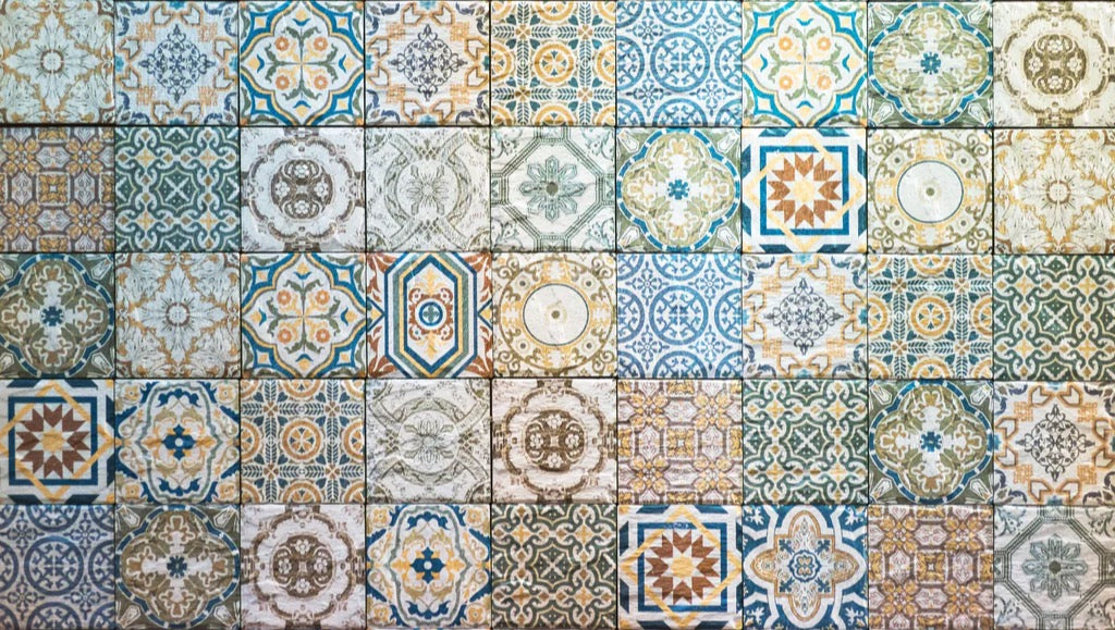 Spritzschutz - buntes Mosaik im spanischen Stil