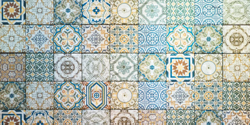 Spritzschutz - buntes Mosaik im spanischen Stil