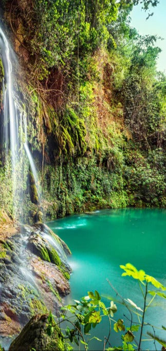 Duschrückwand - Kaskade mit klarem Bach im Libanon