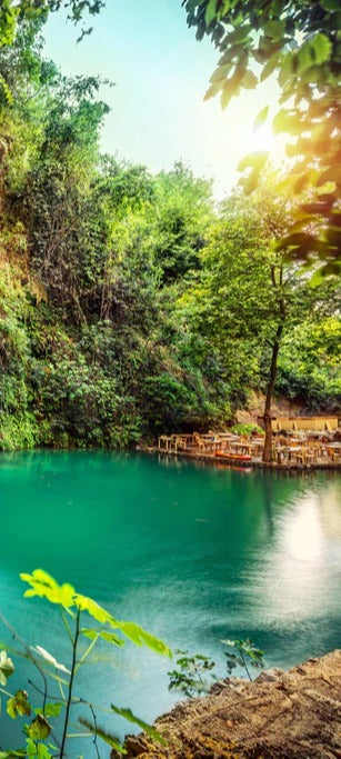 Duschrückwand - Kaskade mit klarem Bach im Libanon