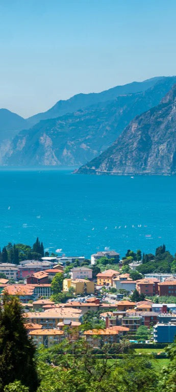 Duschrückwand - Aussicht vom Gipfel auf Gardasee