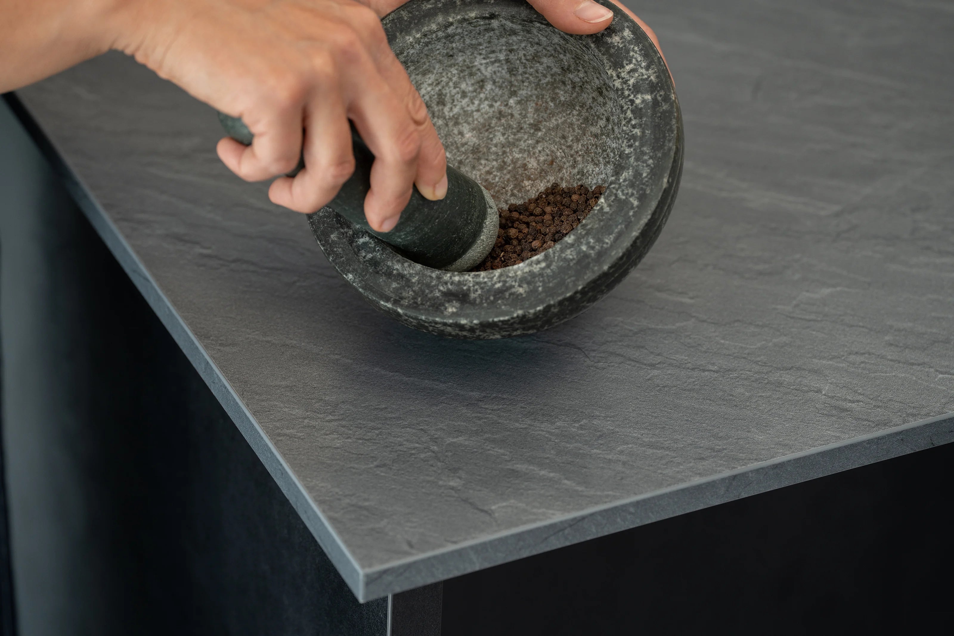 Arbeitsplatte - Iron Cloud