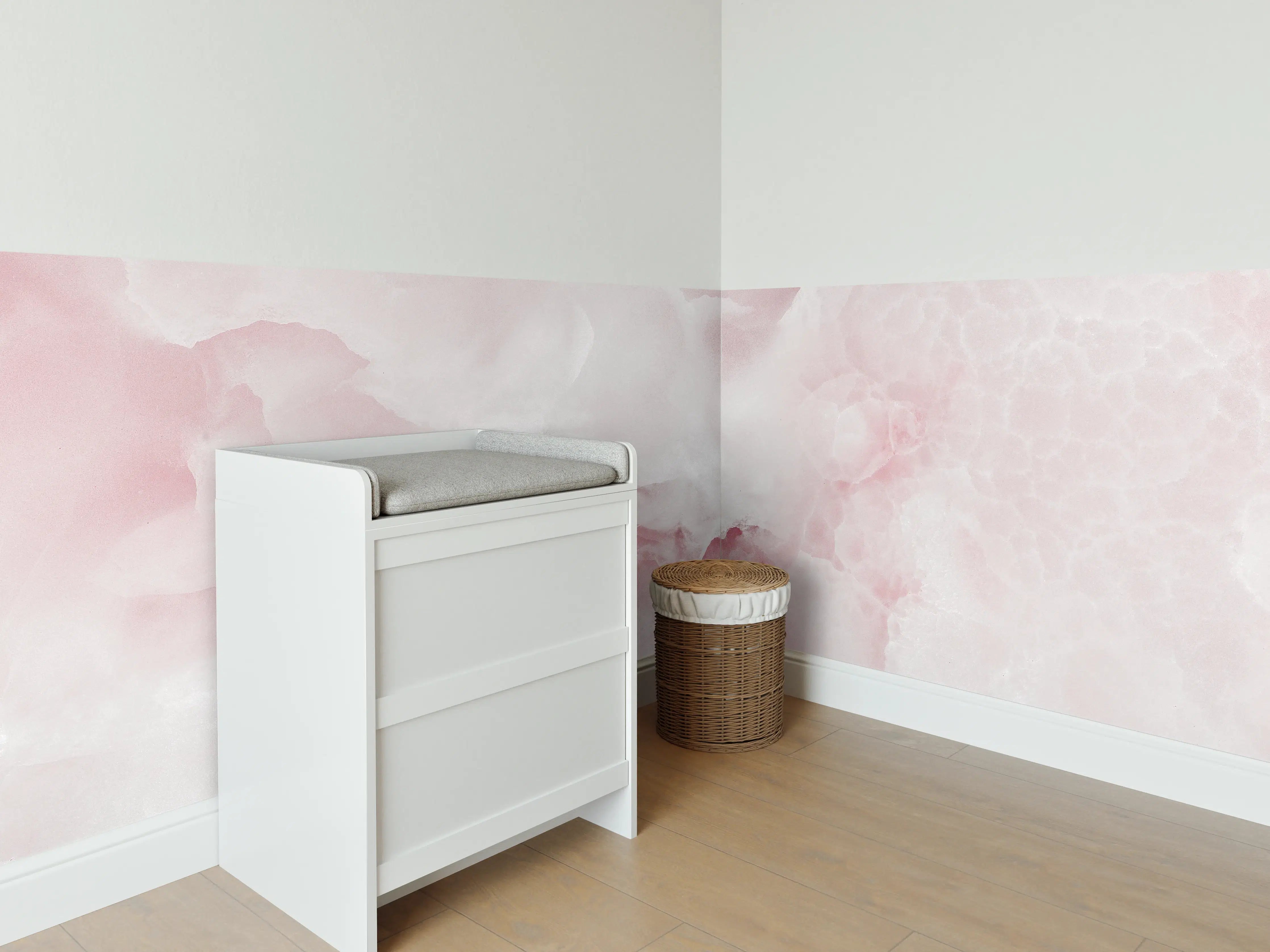 Babyzimmer Wandgestaltung - Rosa Emperador Onyx Marmor