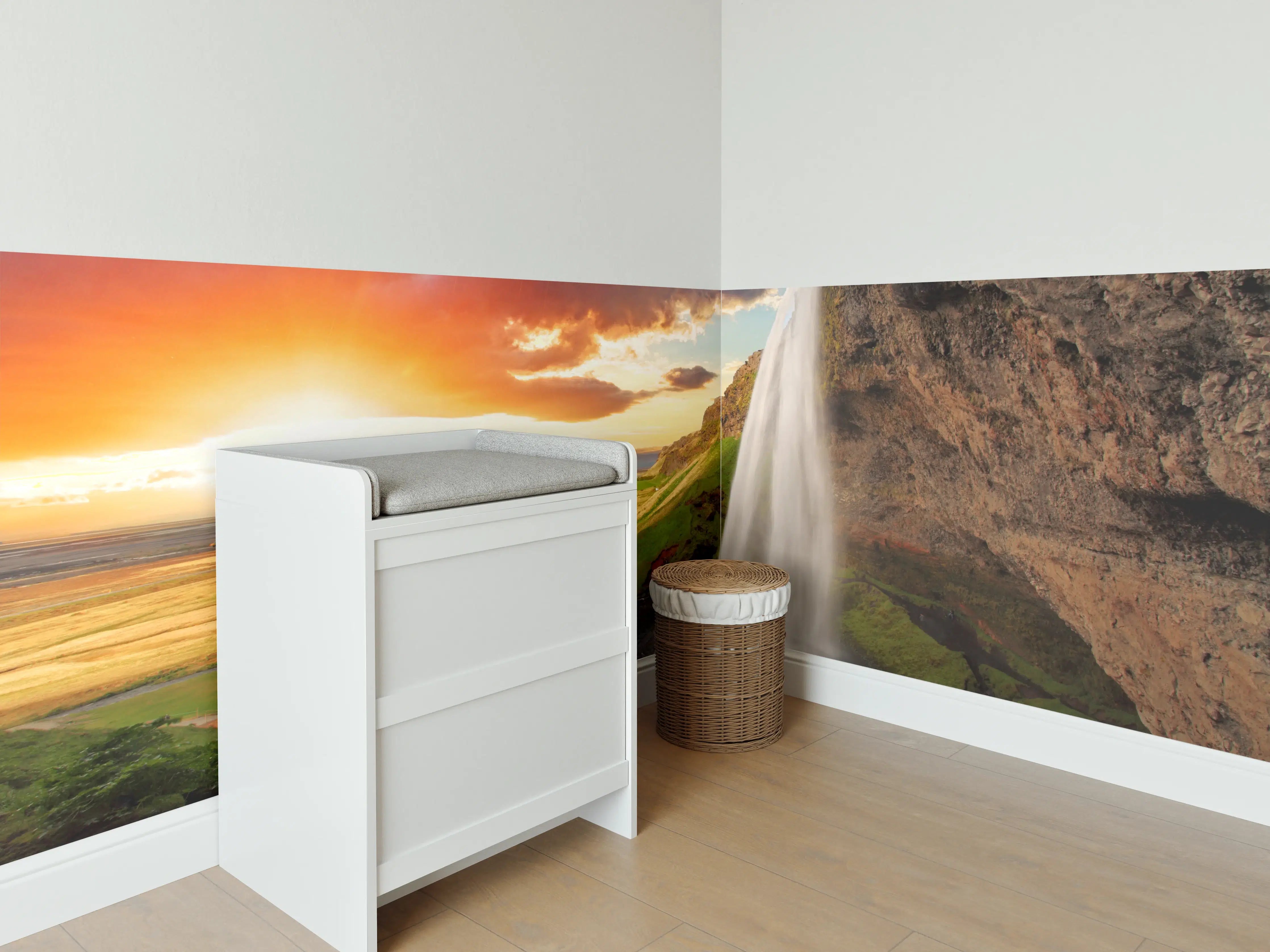 Babyzimmer Wandgestaltung - Seljalandsfoss Wasserfall bei Sonnenuntergang