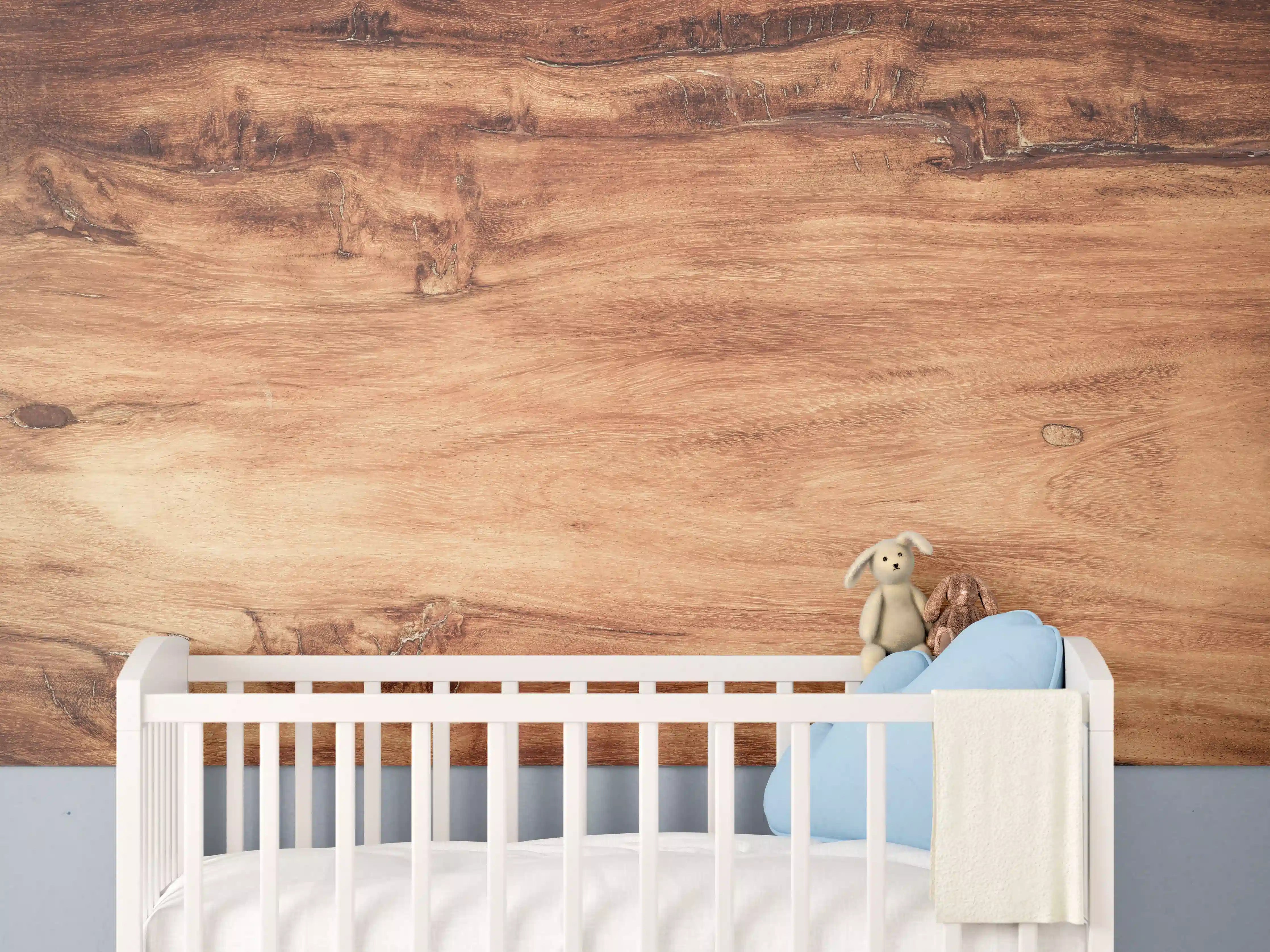 Babyzimmer Wandgestaltung - Teakholz mit natürlichem Muster
