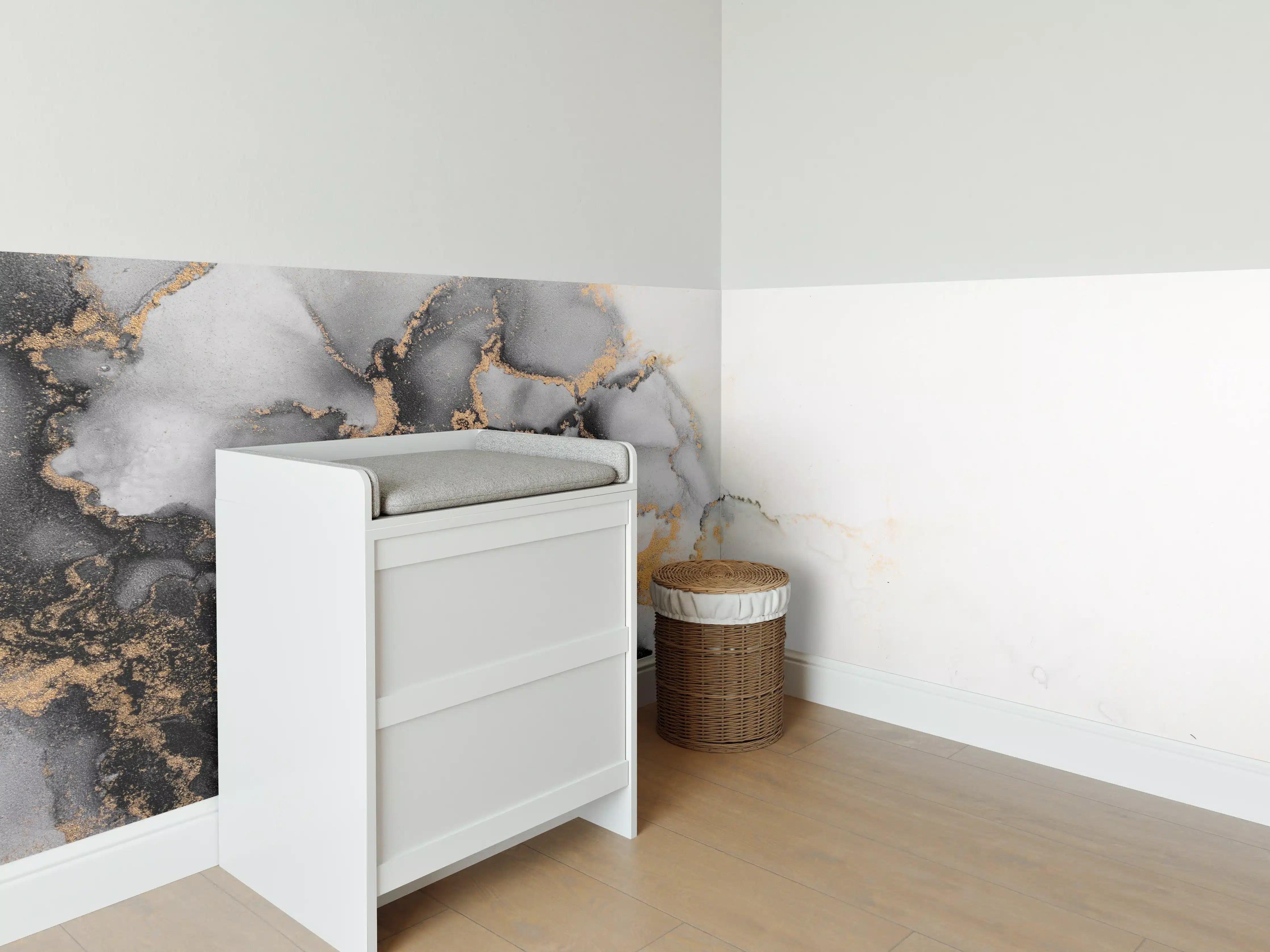 Babyzimmer Wandgestaltung - Abstrakte Flüssigkunst - Marmor