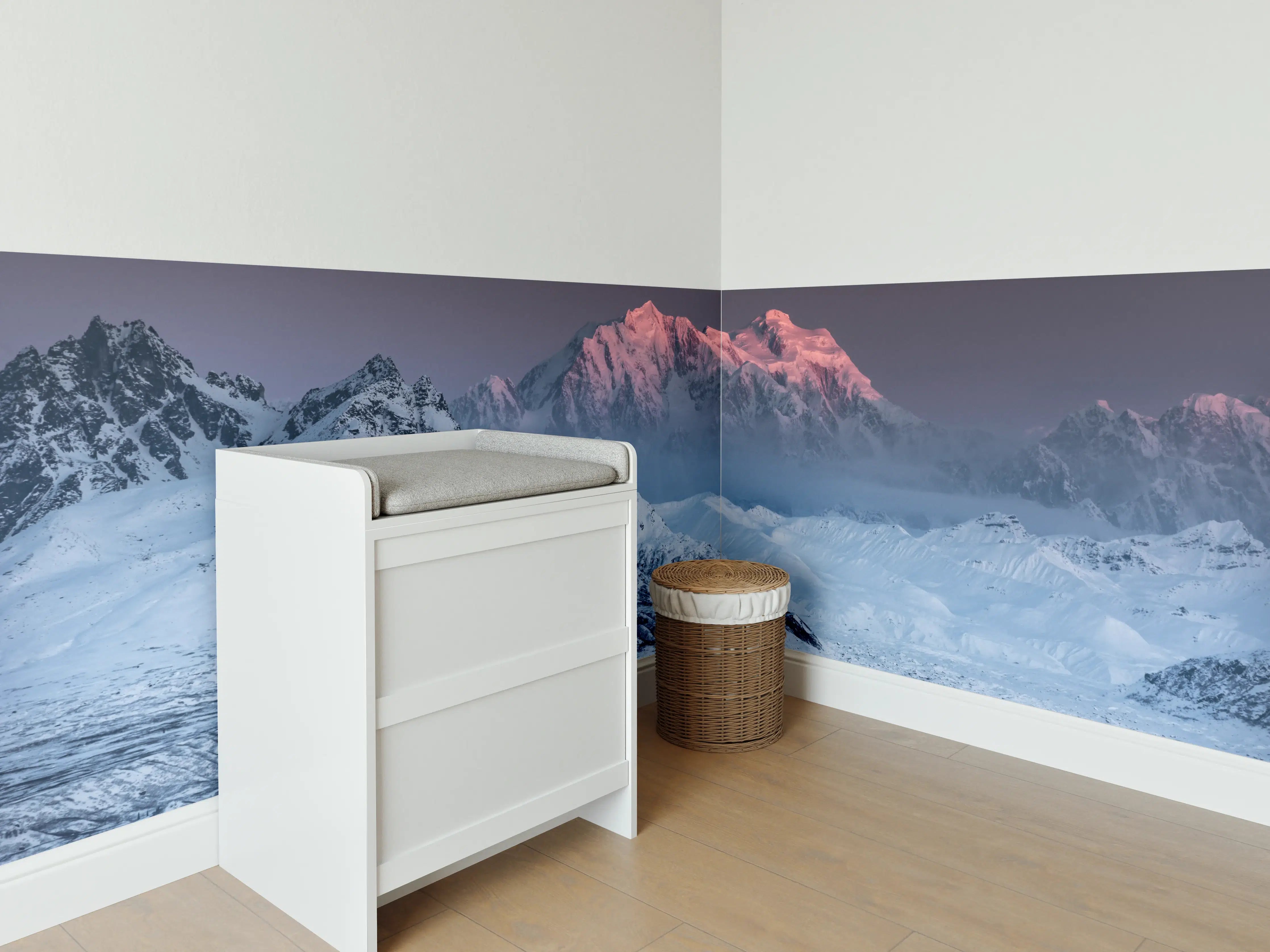 Babyzimmer Wandgestaltung - Alaska Winterberge Panorama