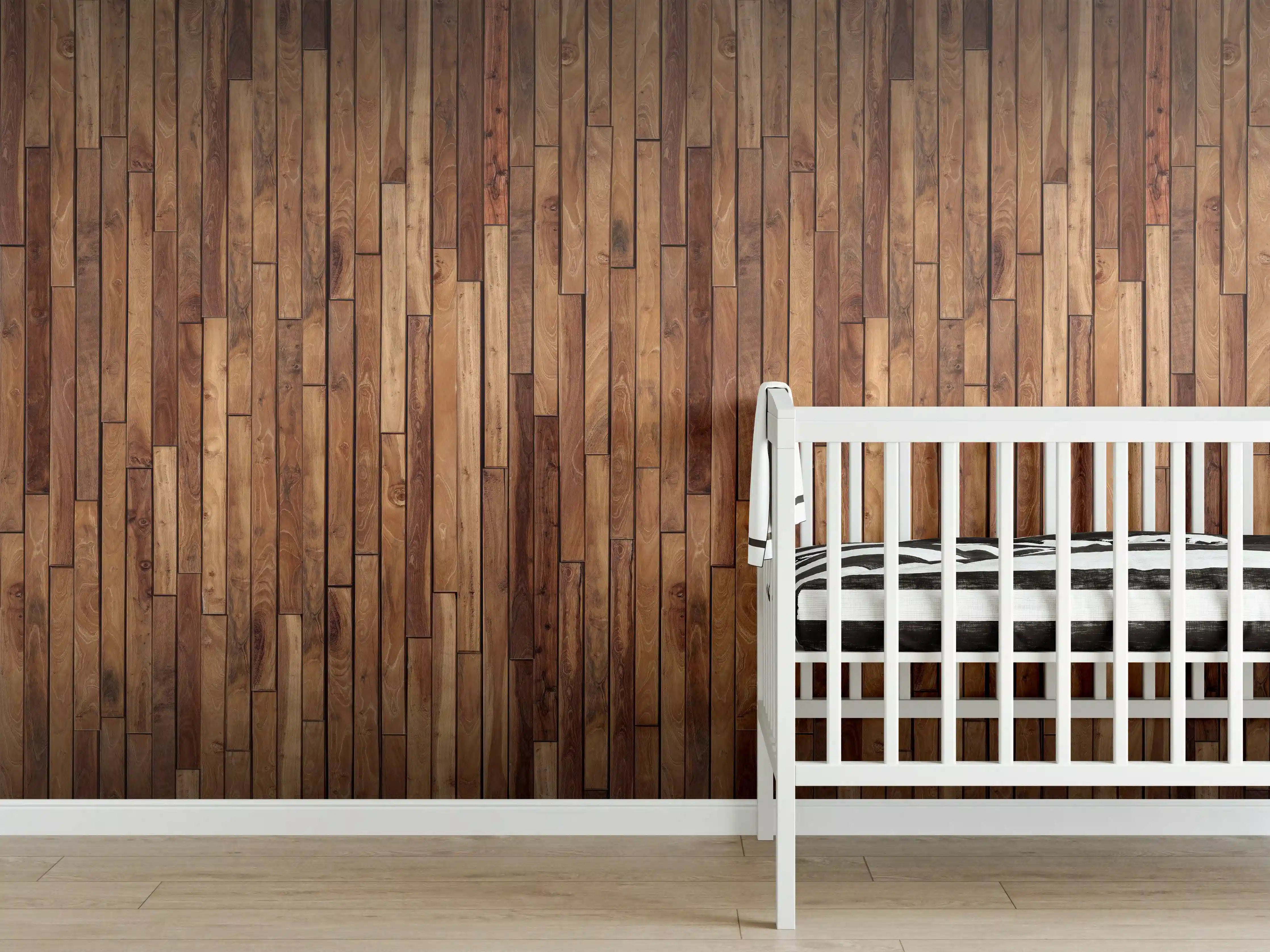Babyzimmer Wandgestaltung - Alte Kiefernholz Planken