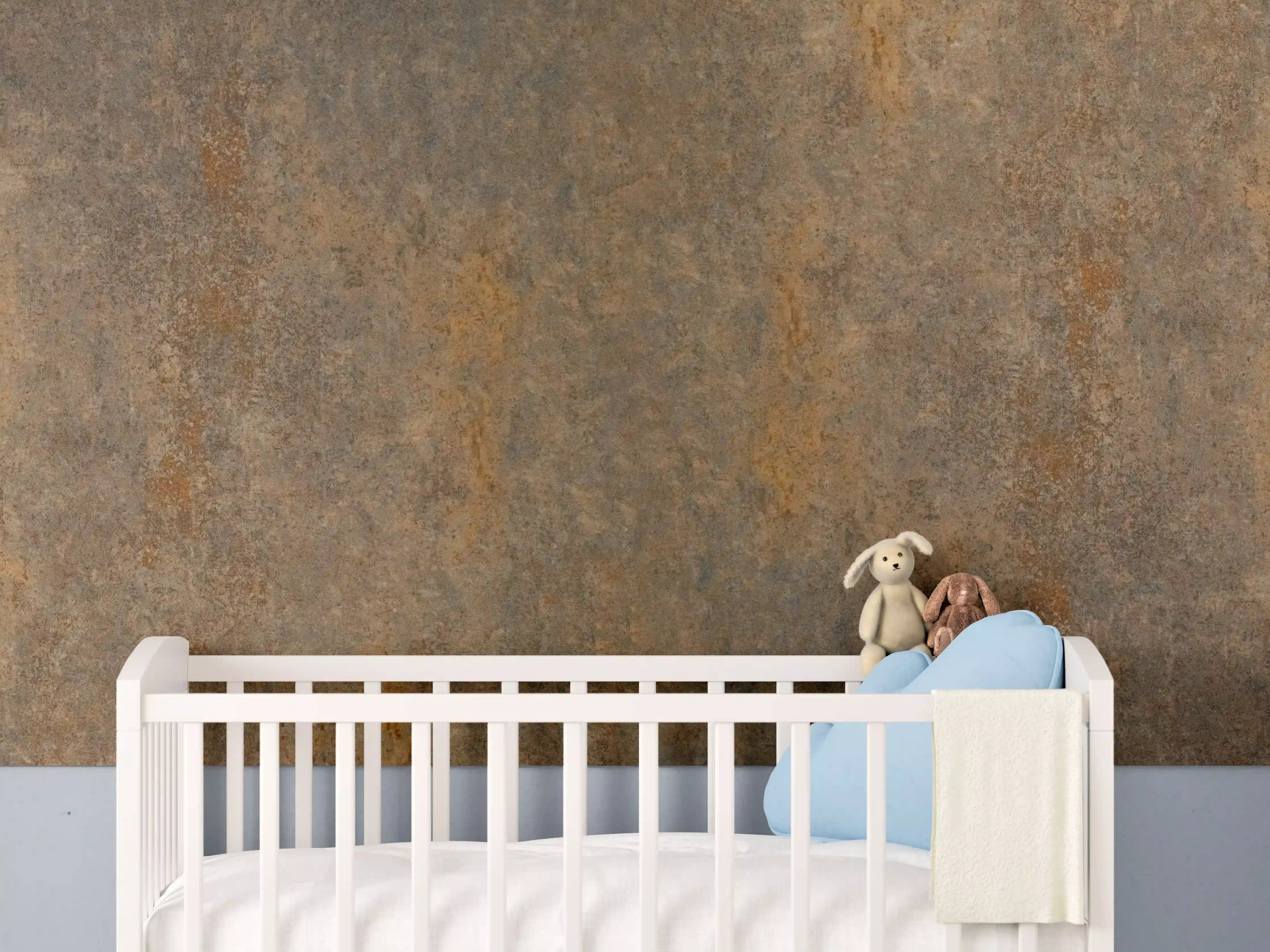 Babyzimmer Wandgestaltung - Alte rostige Metallplatte