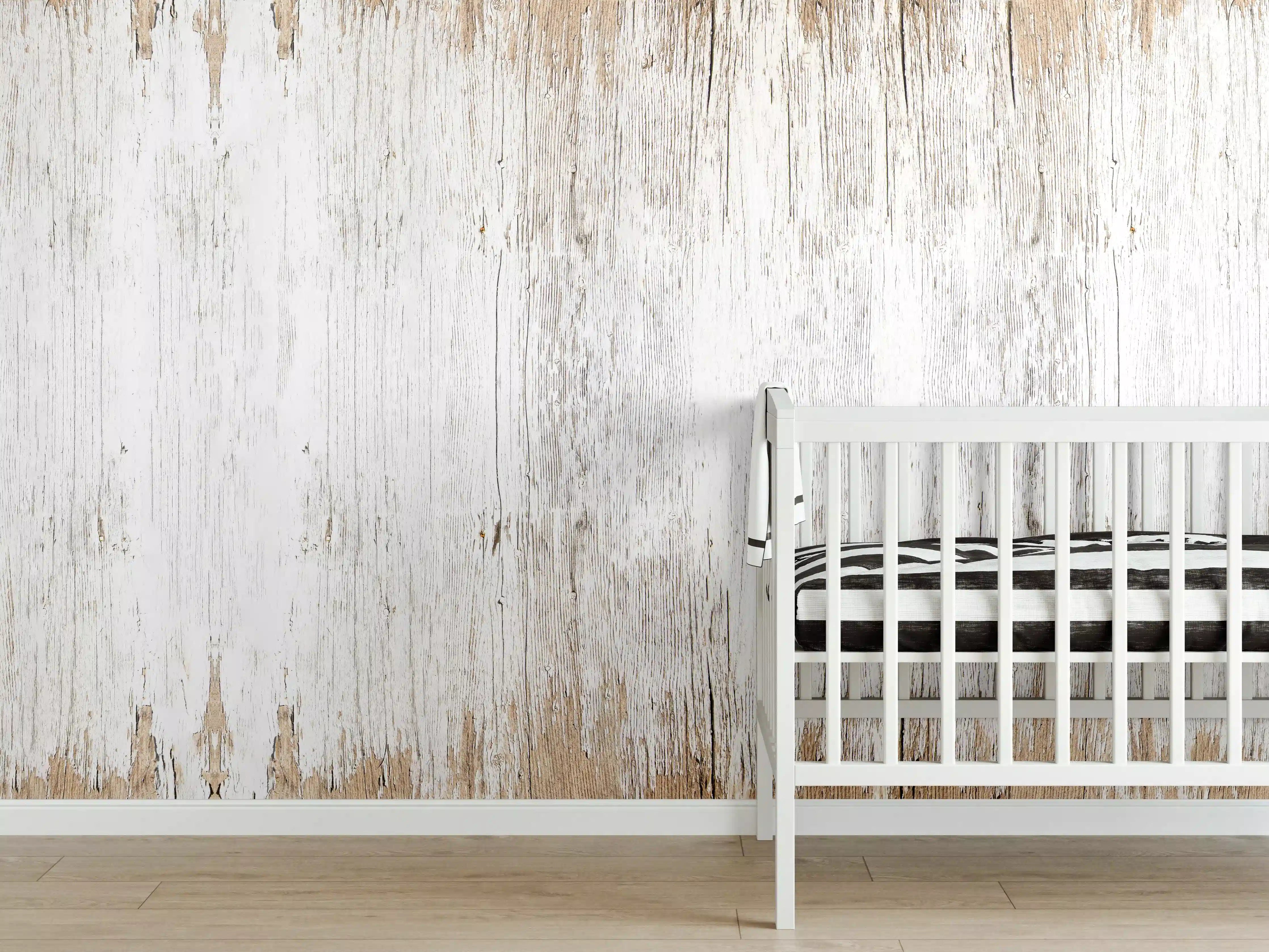 Babyzimmer Wandgestaltung - Alte weiße lackierte Holzstruktur