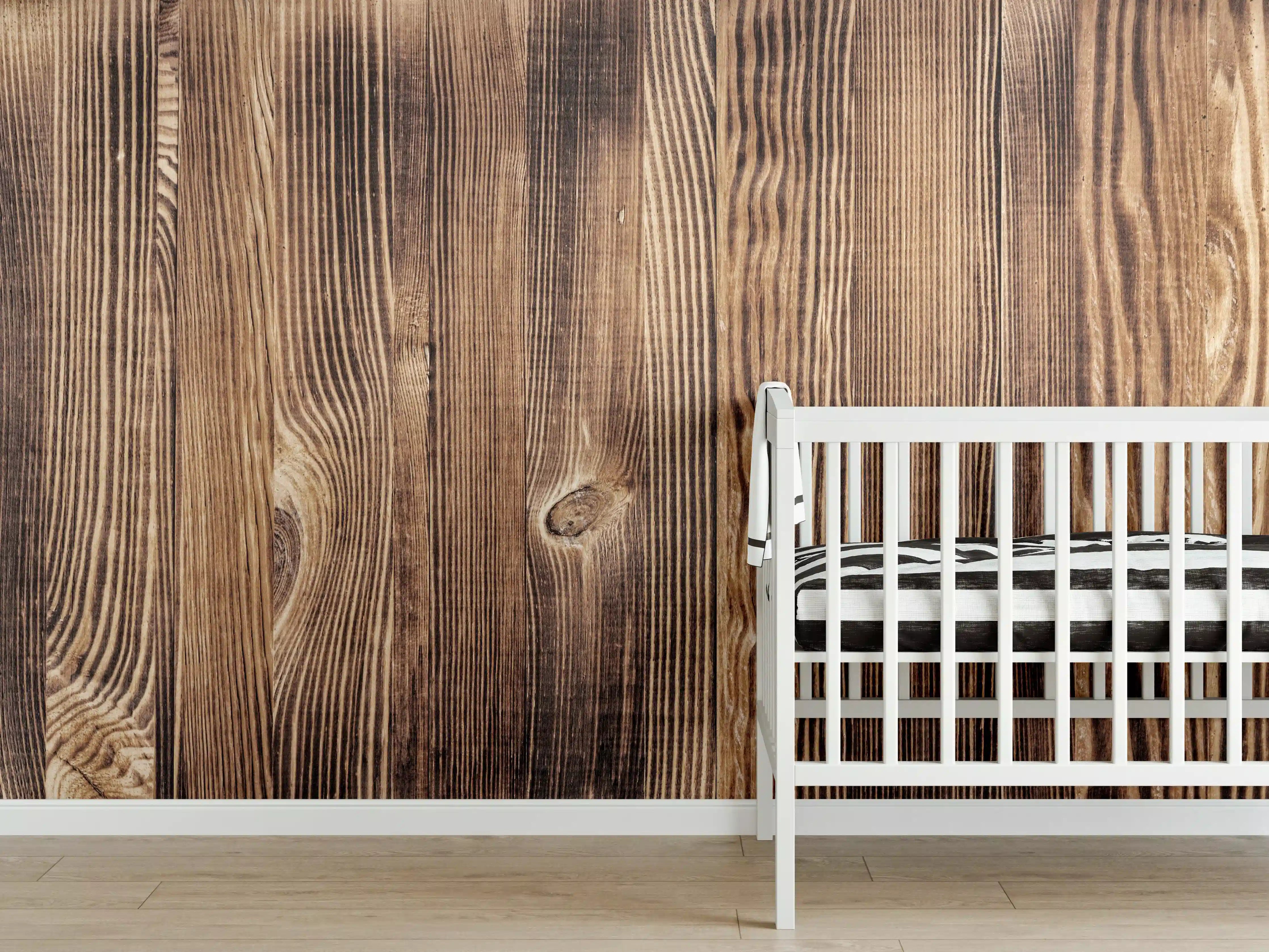 Babyzimmer Wandgestaltung - Angebrannte Naturholzplatte