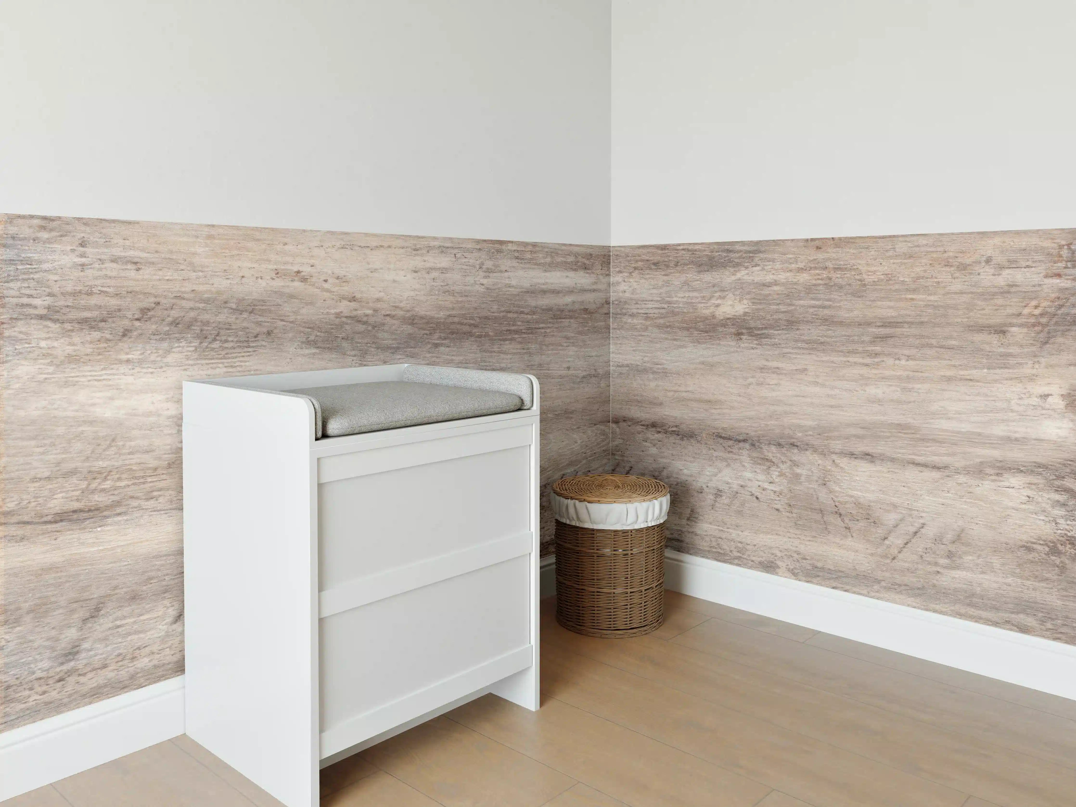 Babyzimmer Wandgestaltung - Antike Holztextur