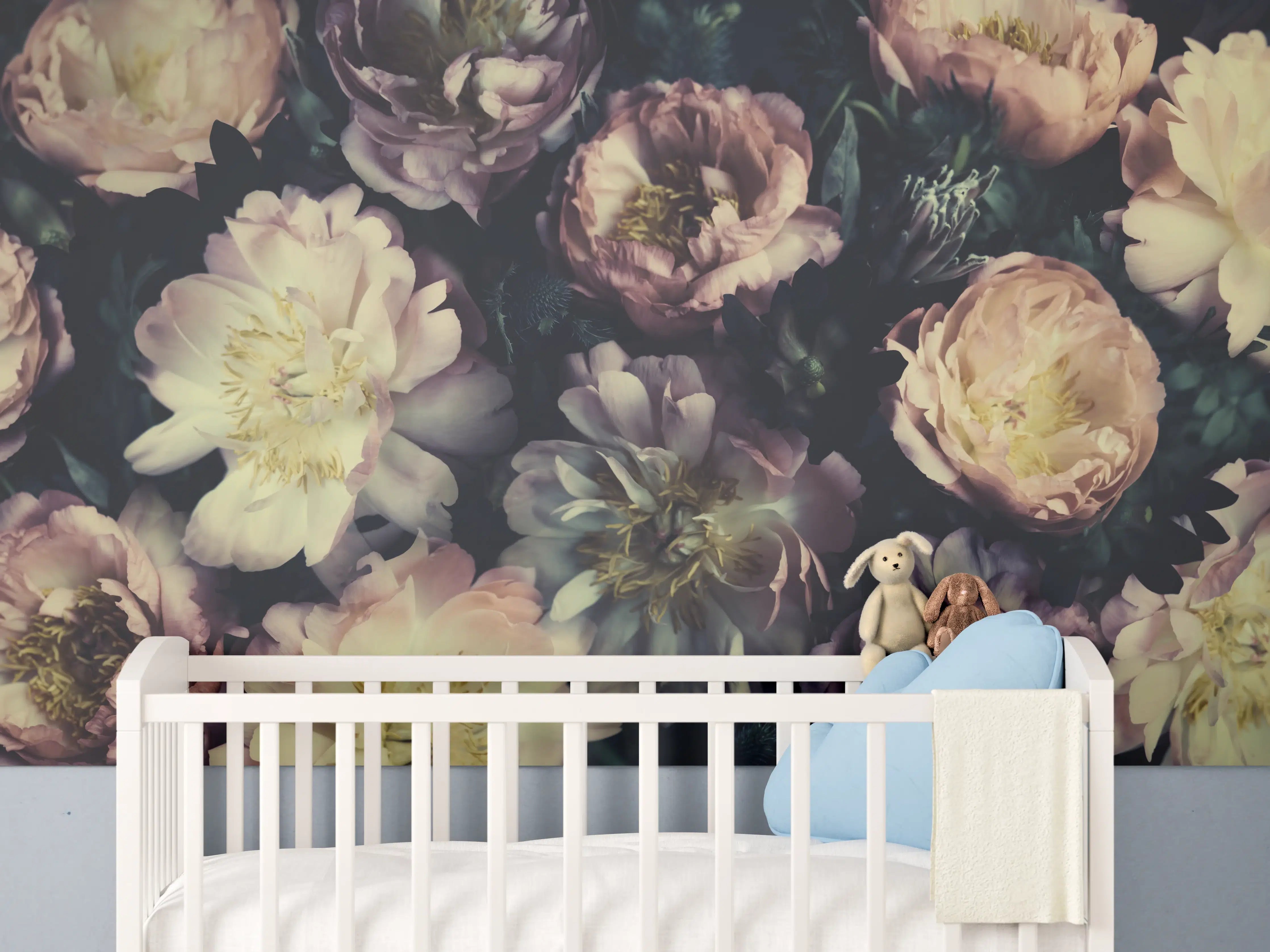 Babyzimmer Wandgestaltung - Atemberaubende Pfingstrosen