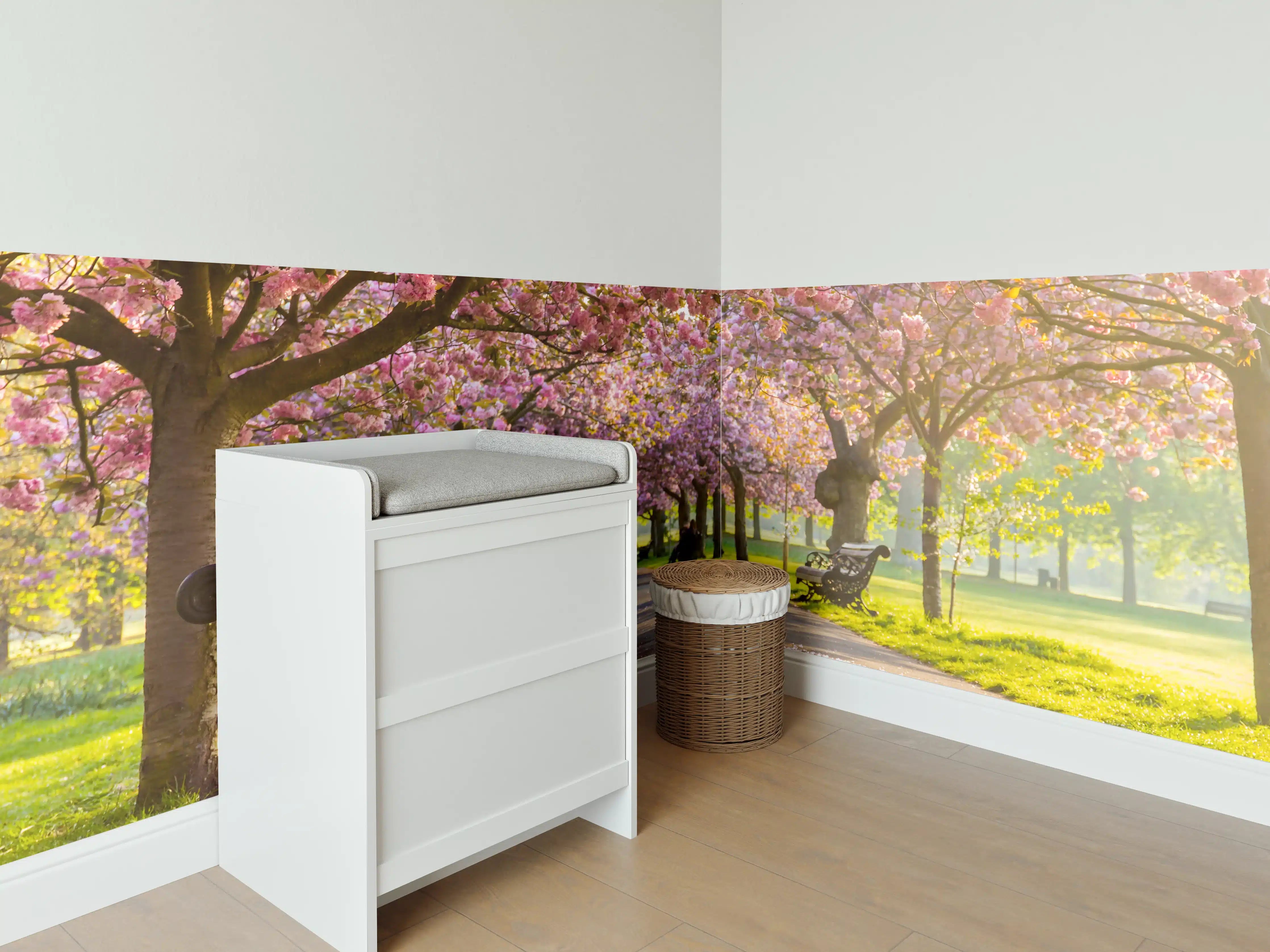 Babyzimmer Wandgestaltung - Bänke unter Kirschblütenbäumen