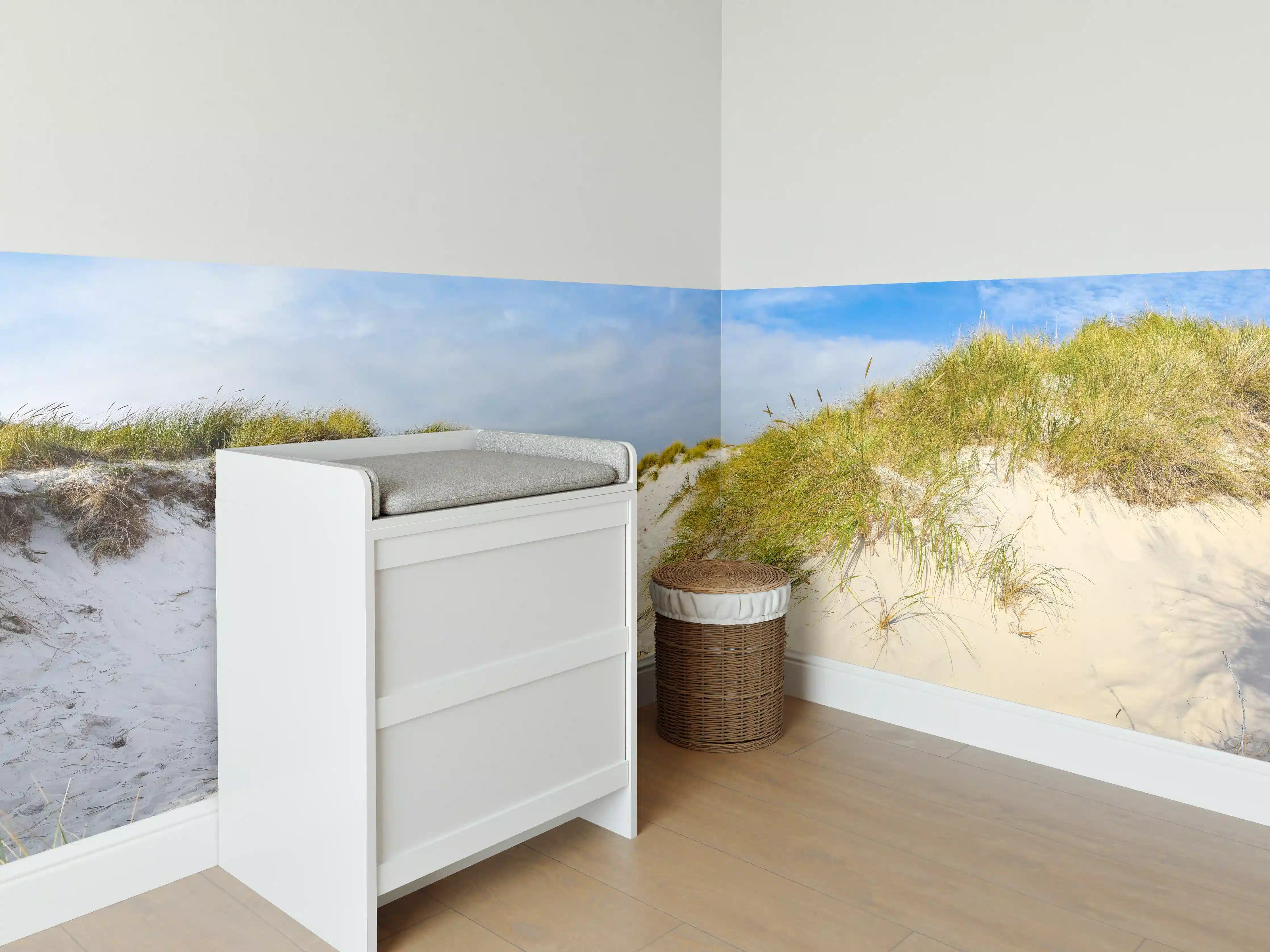 Babyzimmer Wandgestaltung - Bilderbuch-Strandlandschaft mit Dünen