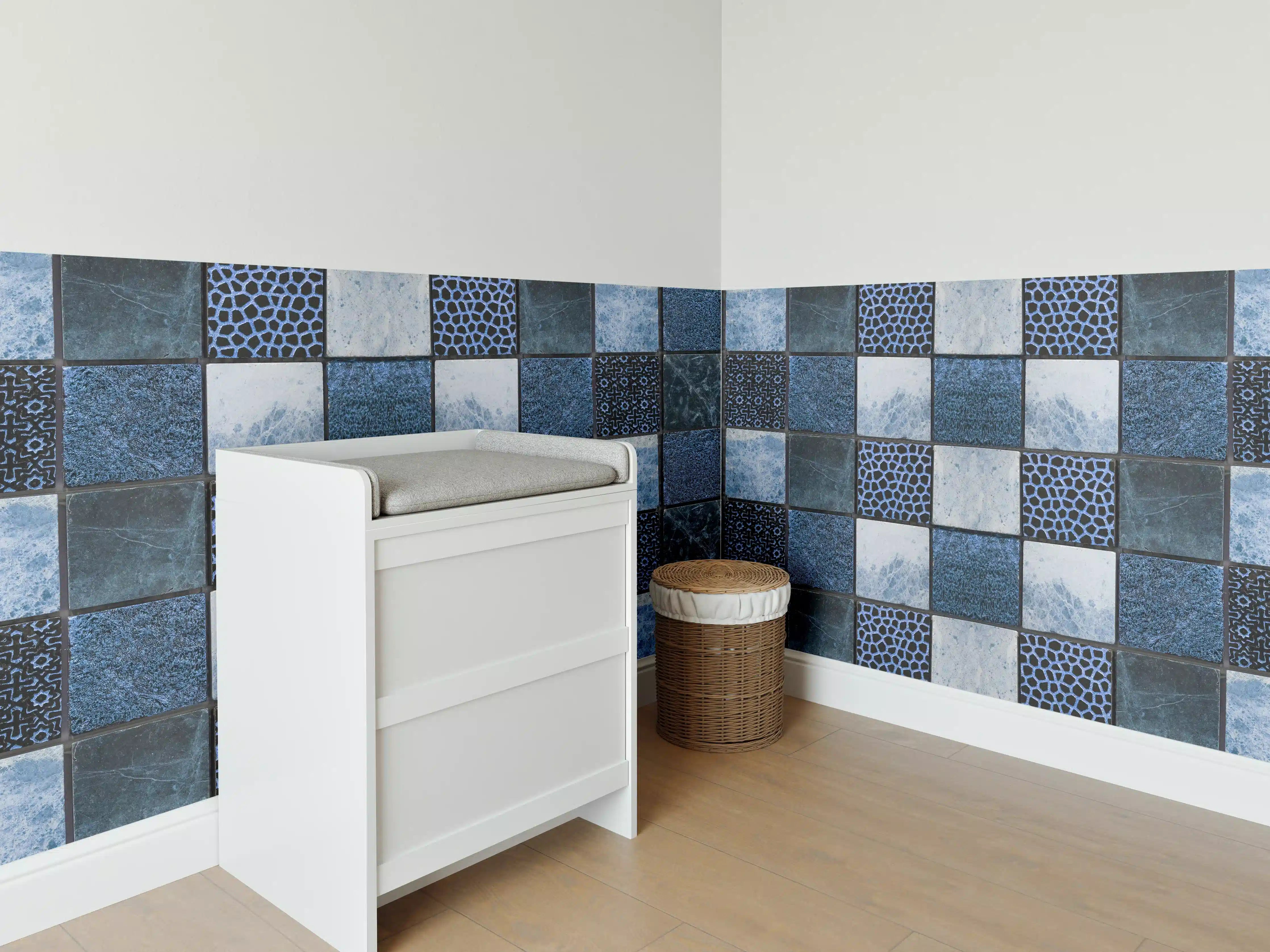 Babyzimmer Wandgestaltung - Bläuliche quadratische Mosaiktextur