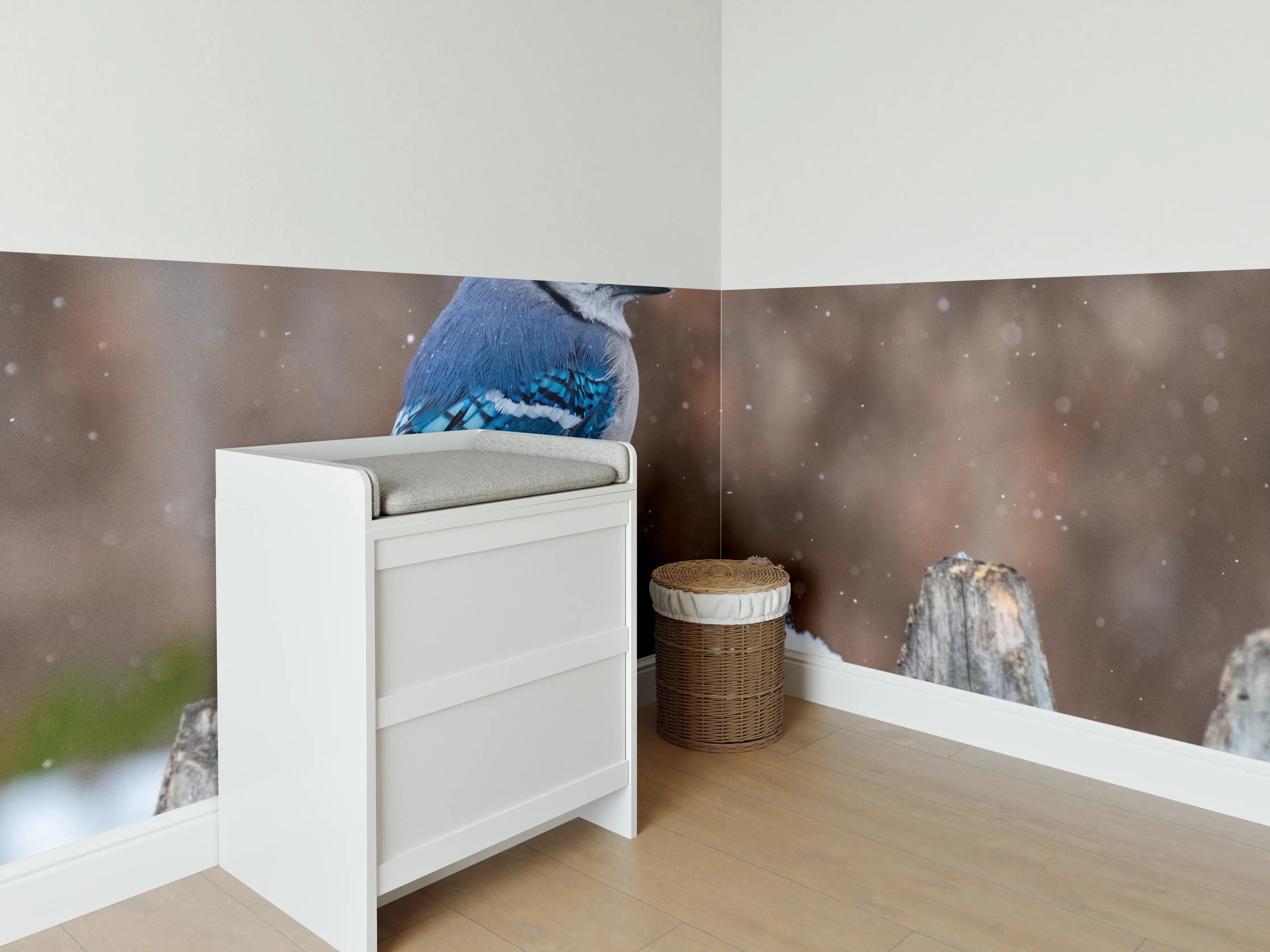 Babyzimmer Wandgestaltung - Blauhäher im Schnee