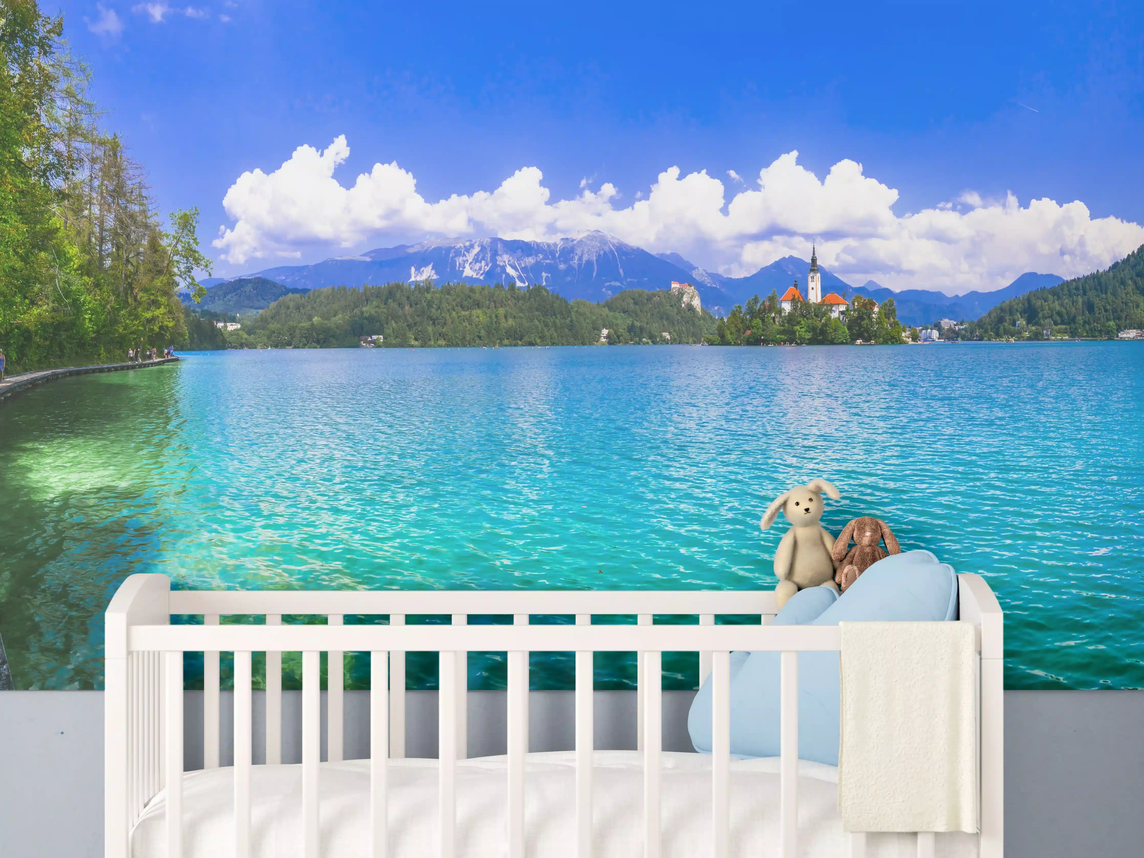 Babyzimmer Wandgestaltung - Bleder See in Slowenien 1