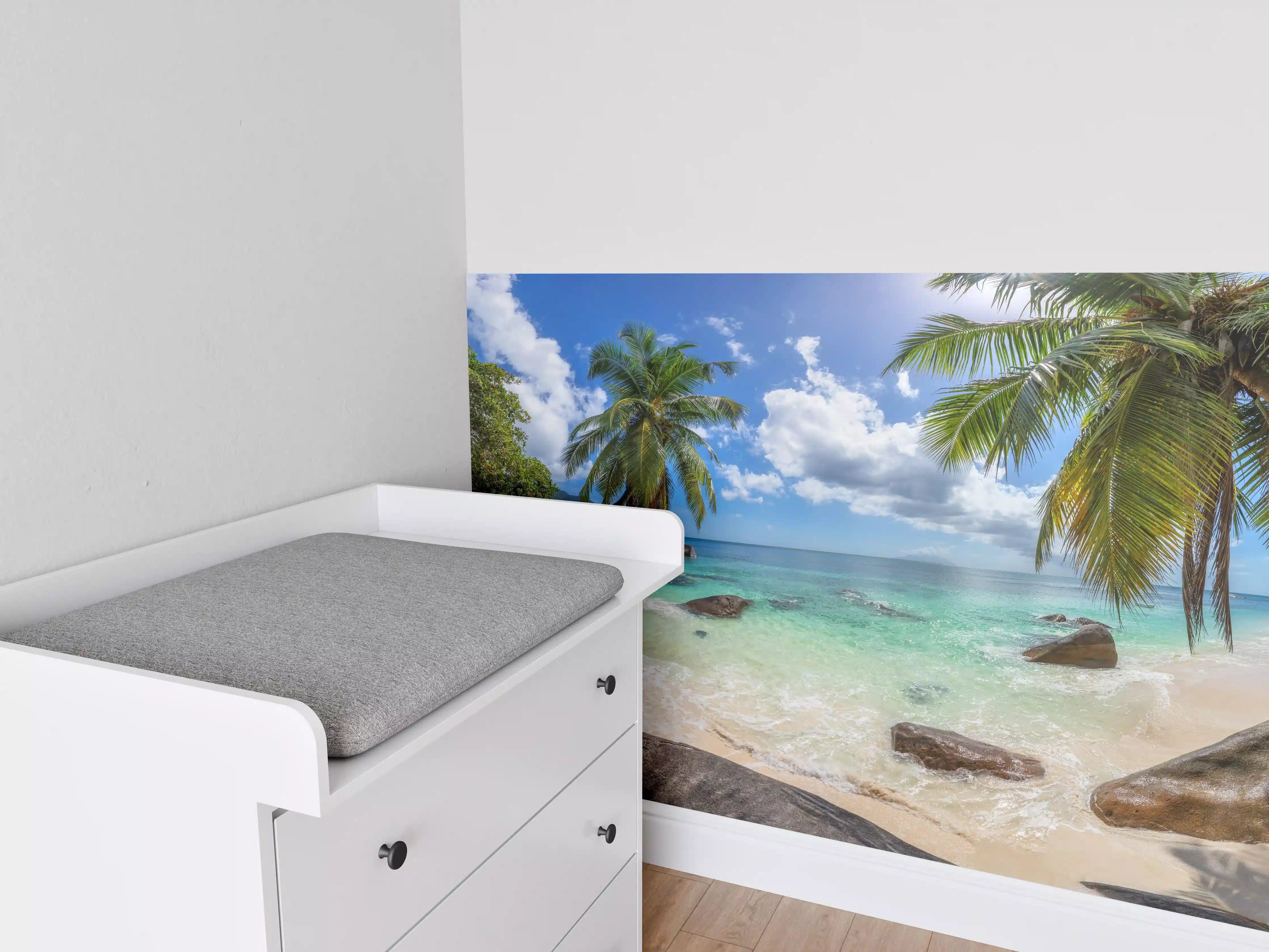 Babyzimmer Wandgestaltung - Blick auf den schönen tropischen Strand