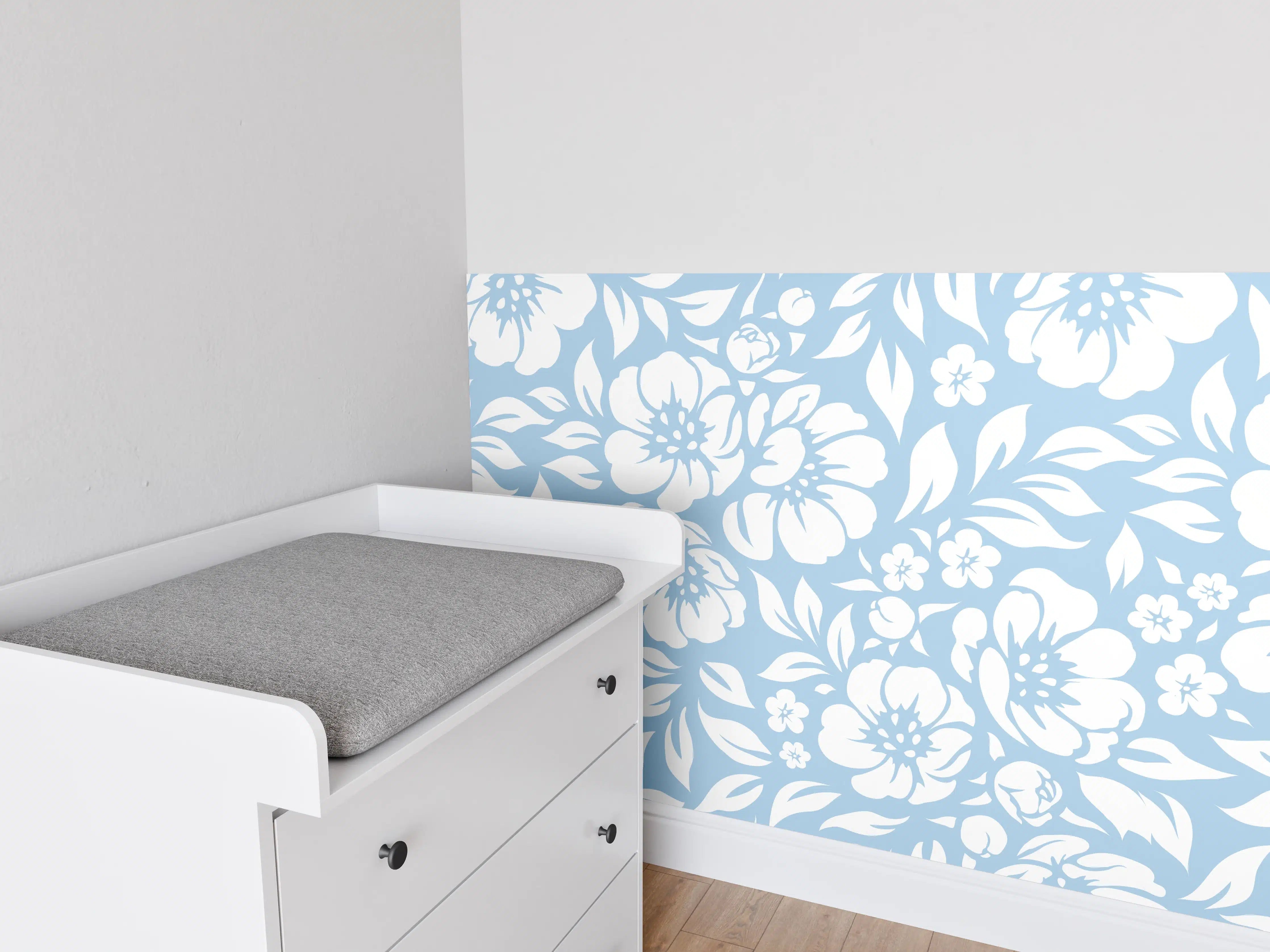 Babyzimmer Wandgestaltung - Blumenmuster in Blau mit zarten Grautönen