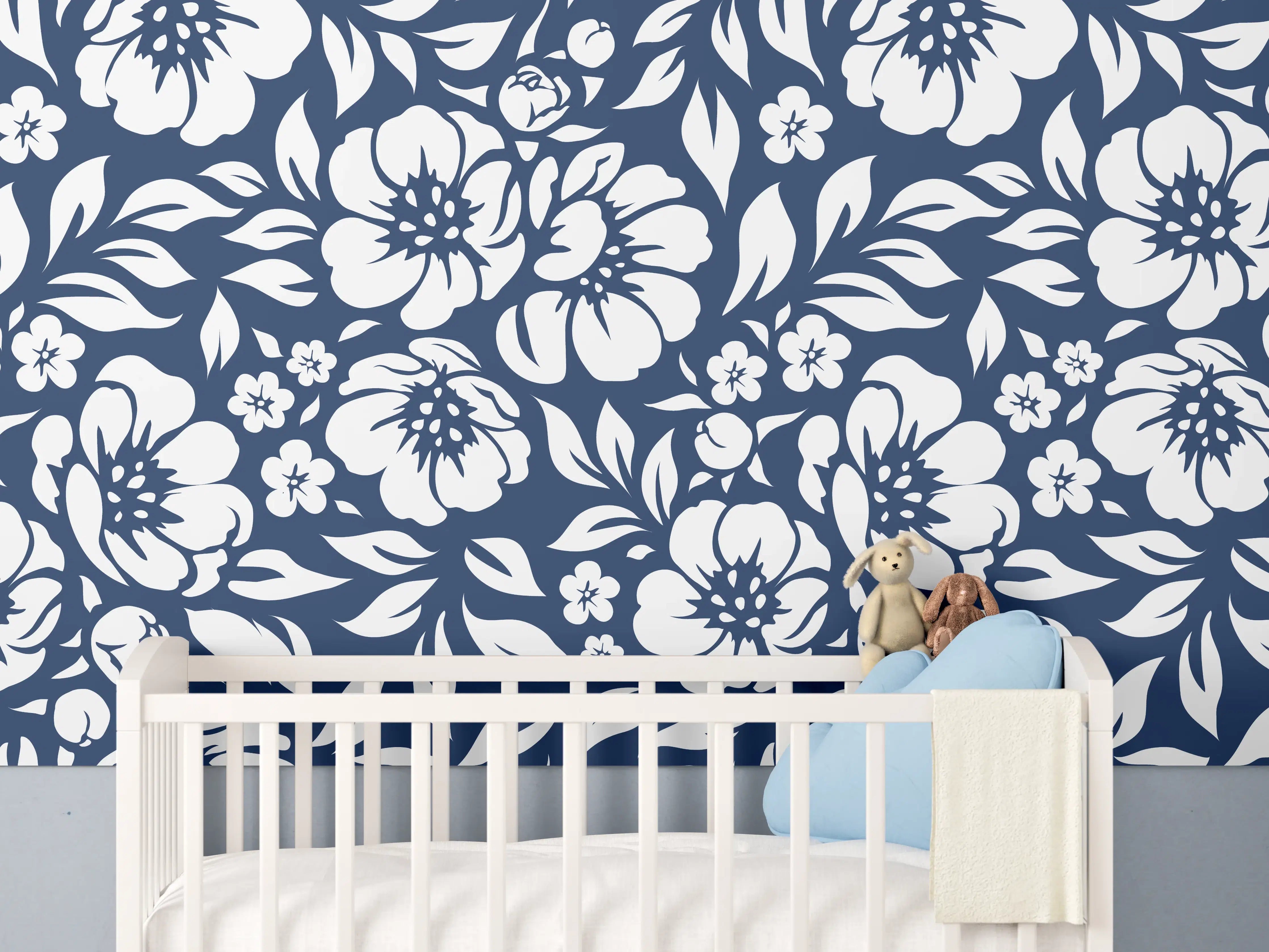 Babyzimmer Wandgestaltung - Blumenmuster in Dunkelblau