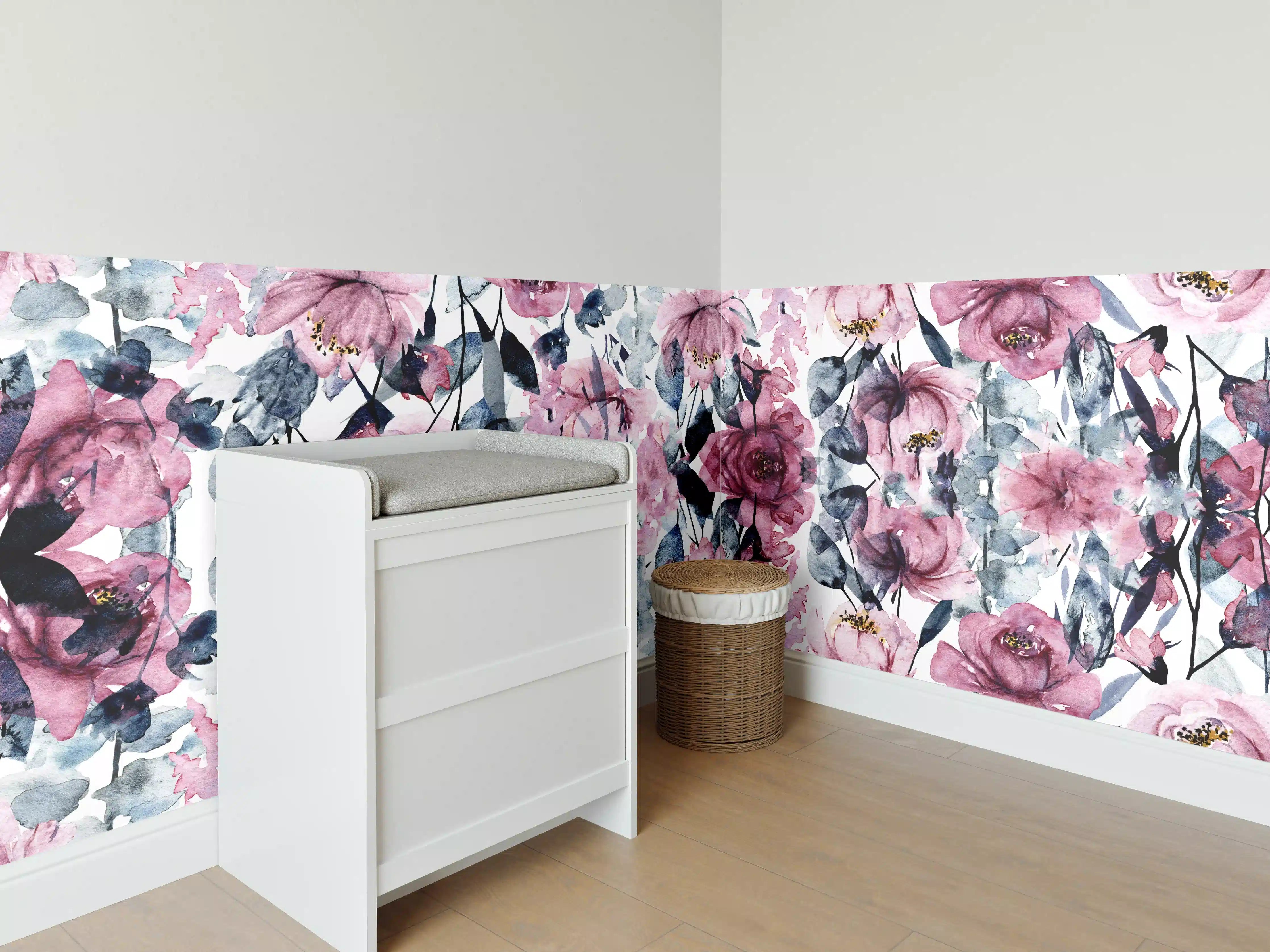 Babyzimmer Wandgestaltung - Blumige Wasserfarbe mit Rosa- und Blautönen