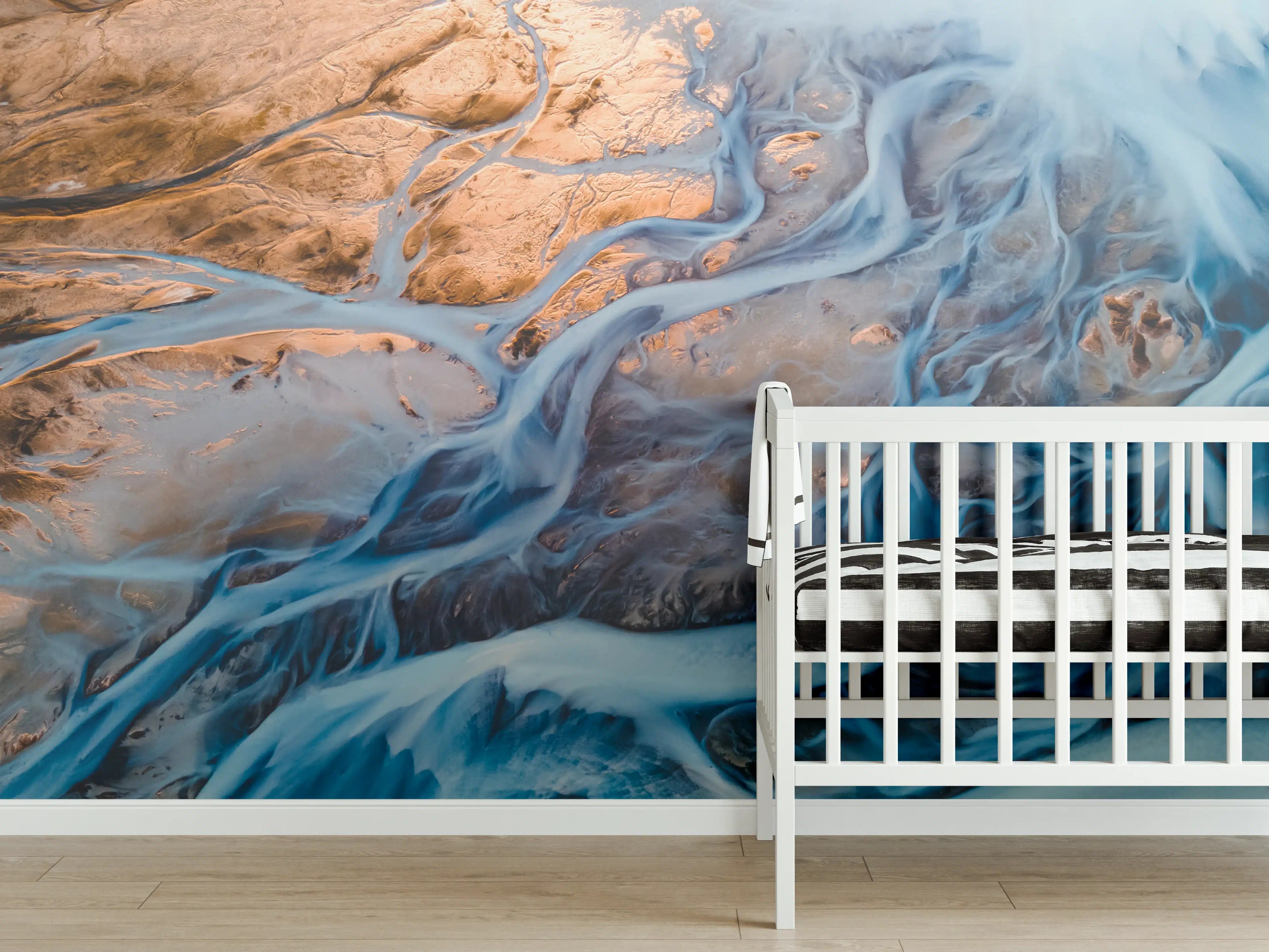 Babyzimmer Wandgestaltung - Bodenbedeckung mit Fluss im Weißen Gebirge