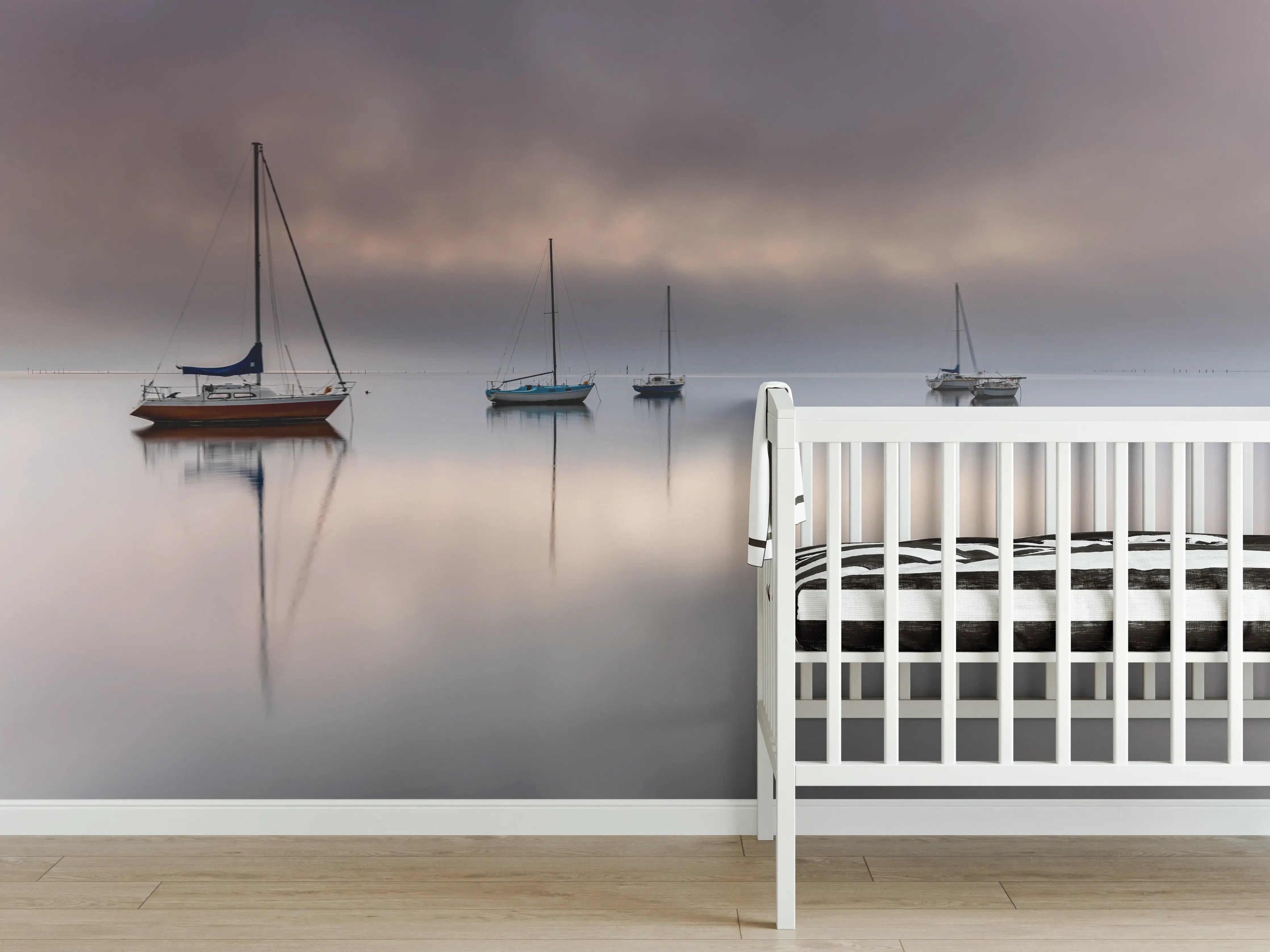 Babyzimmer Wandgestaltung - Boote auf nebeligem Meer