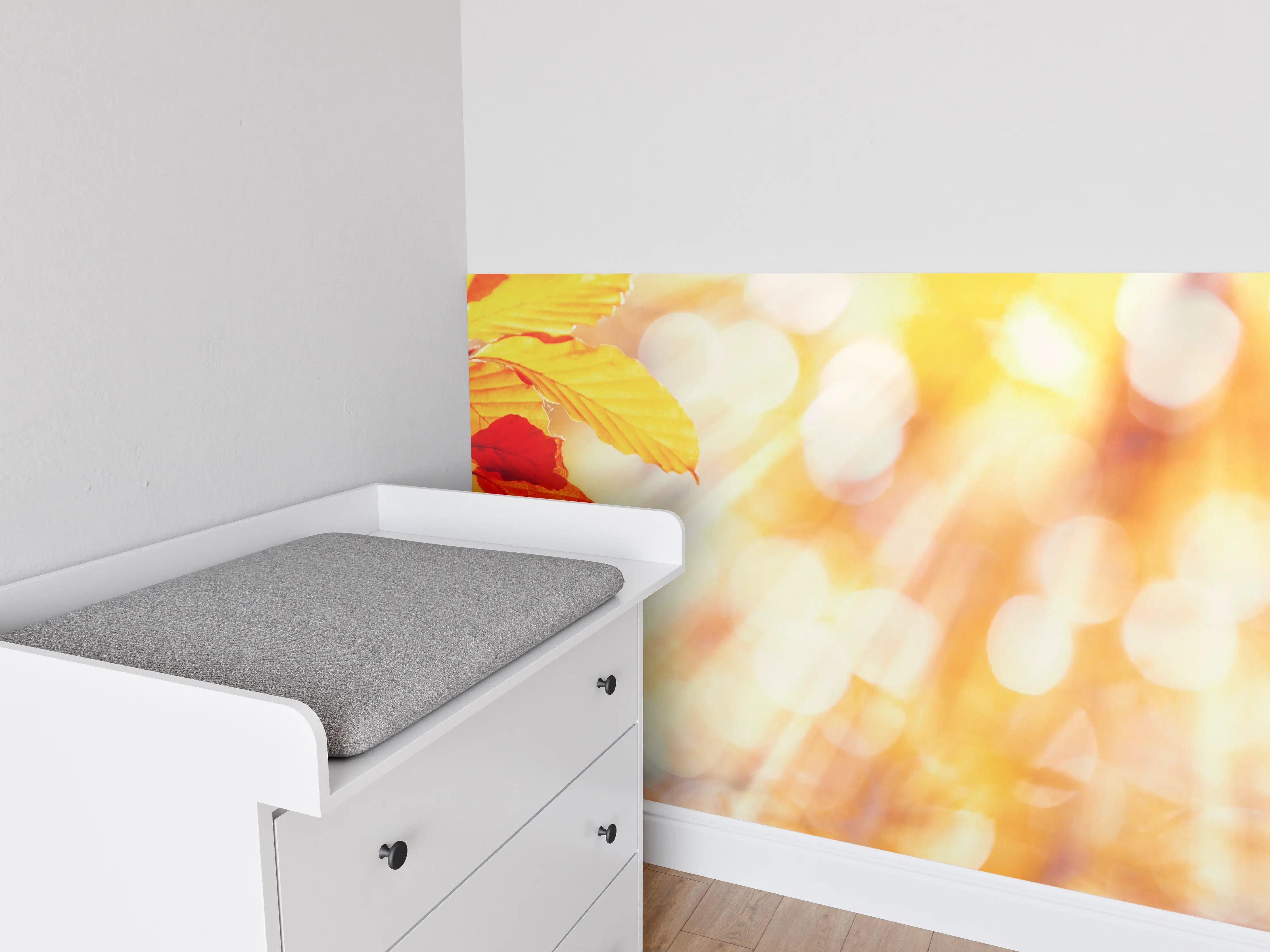 Babyzimmer Wandgestaltung - Buchenblätter im Sonnenschein