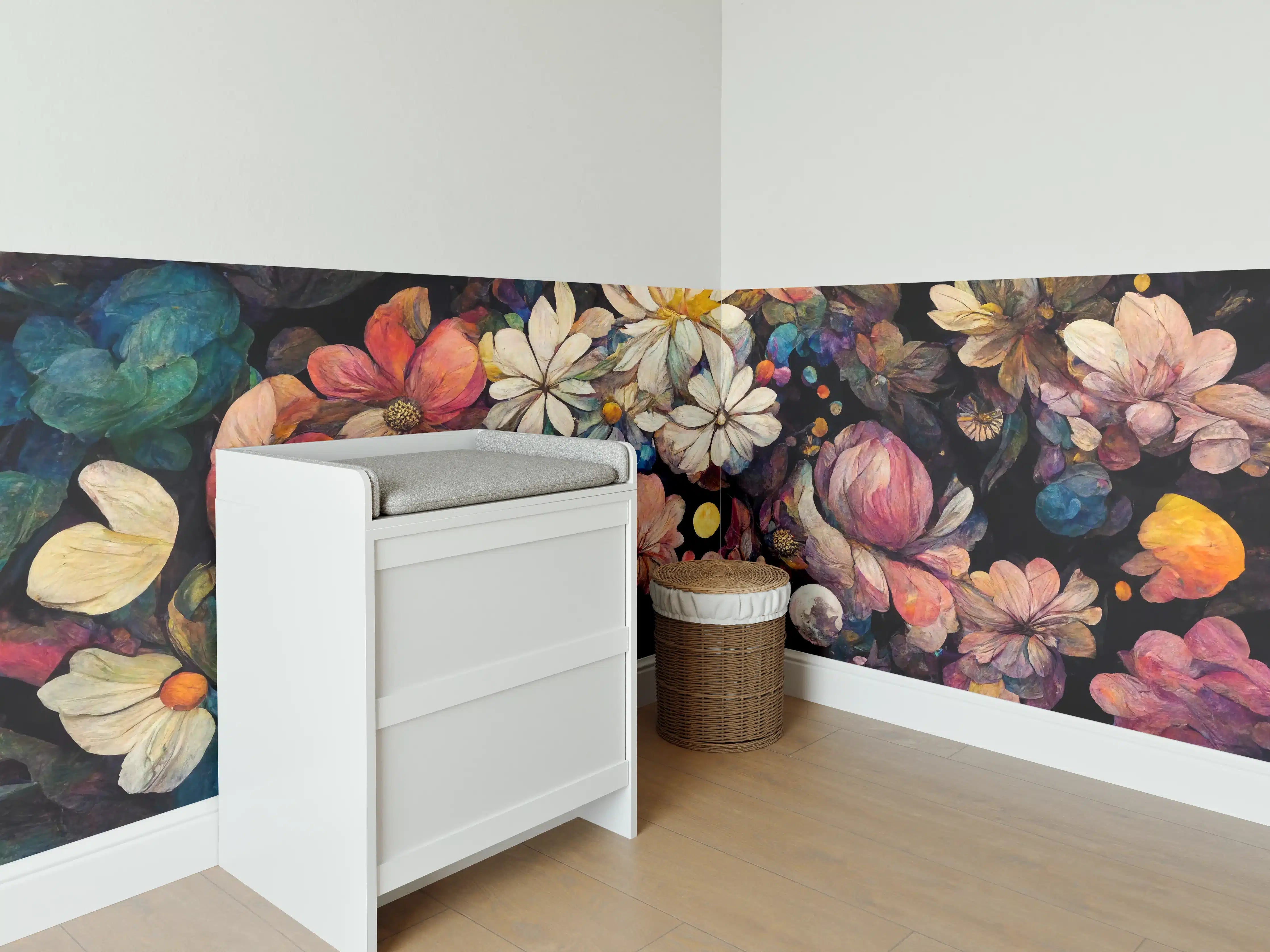 Babyzimmer Wandgestaltung - Bunte Blumen im nächtlichen Himmel