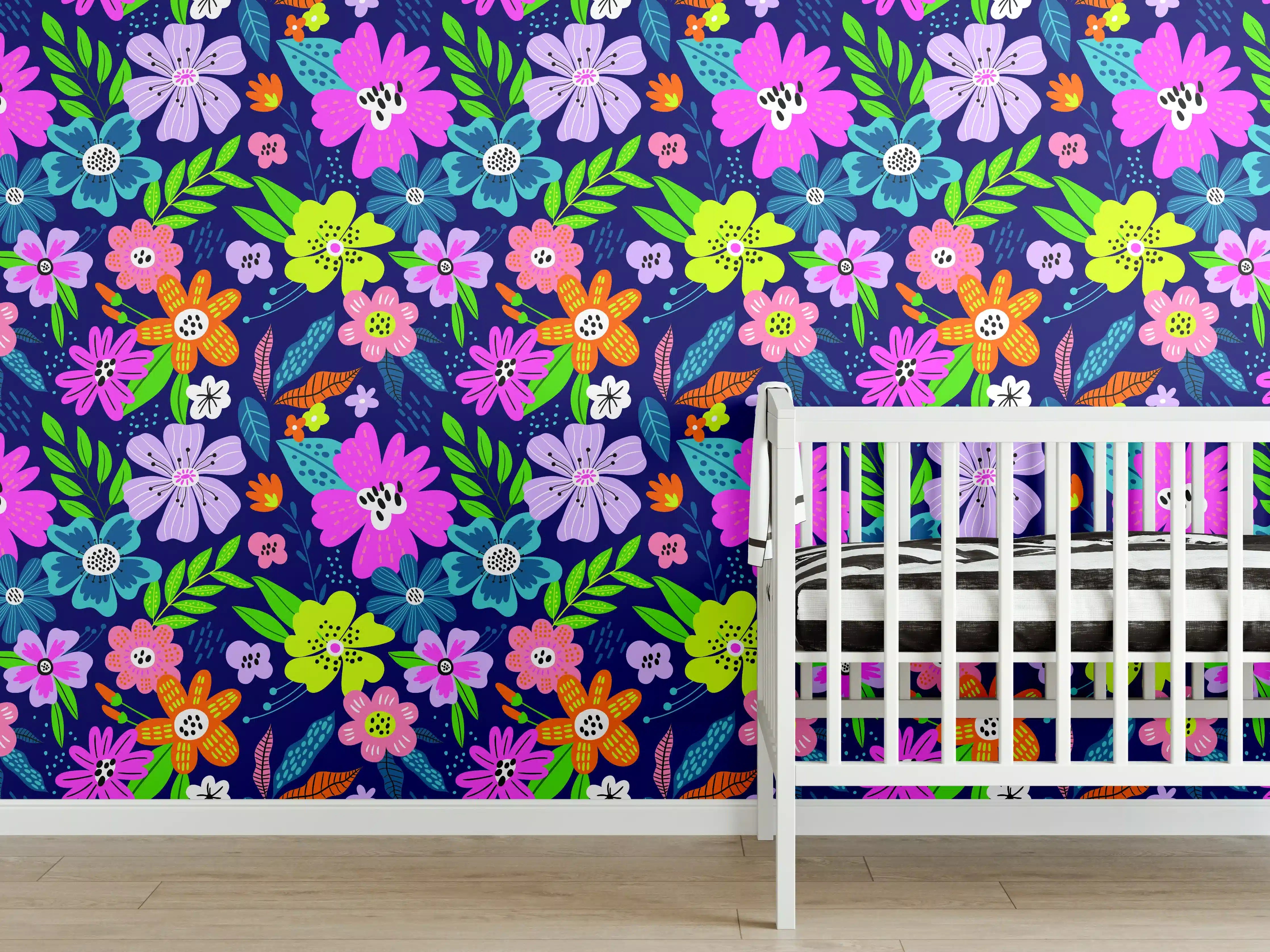 Babyzimmer Wandgestaltung - Bunte Blumenmuster mit leuchtenden Farben