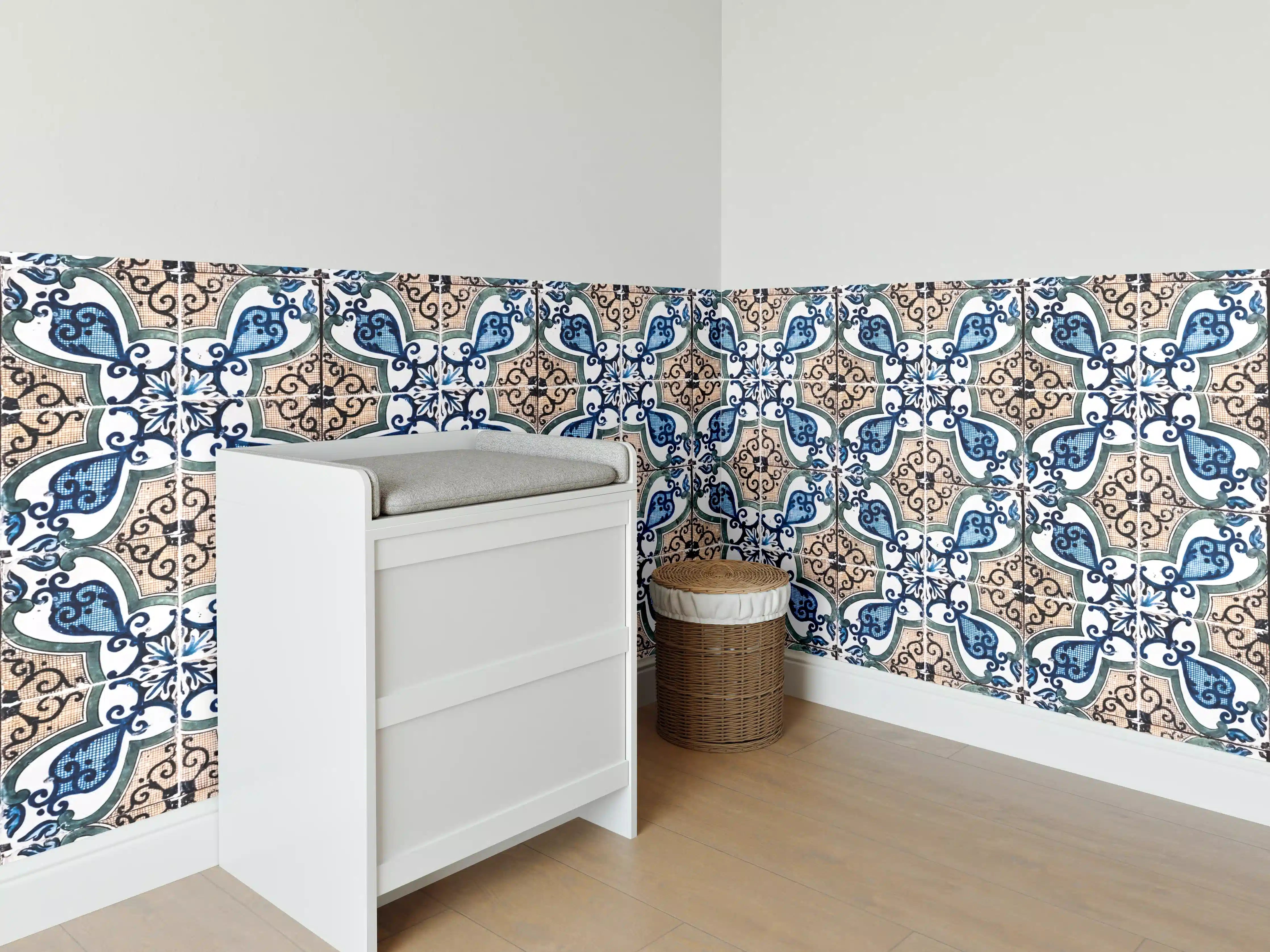 Babyzimmer Wandgestaltung - Bunte Fliesenmuster mit orientalischem Design