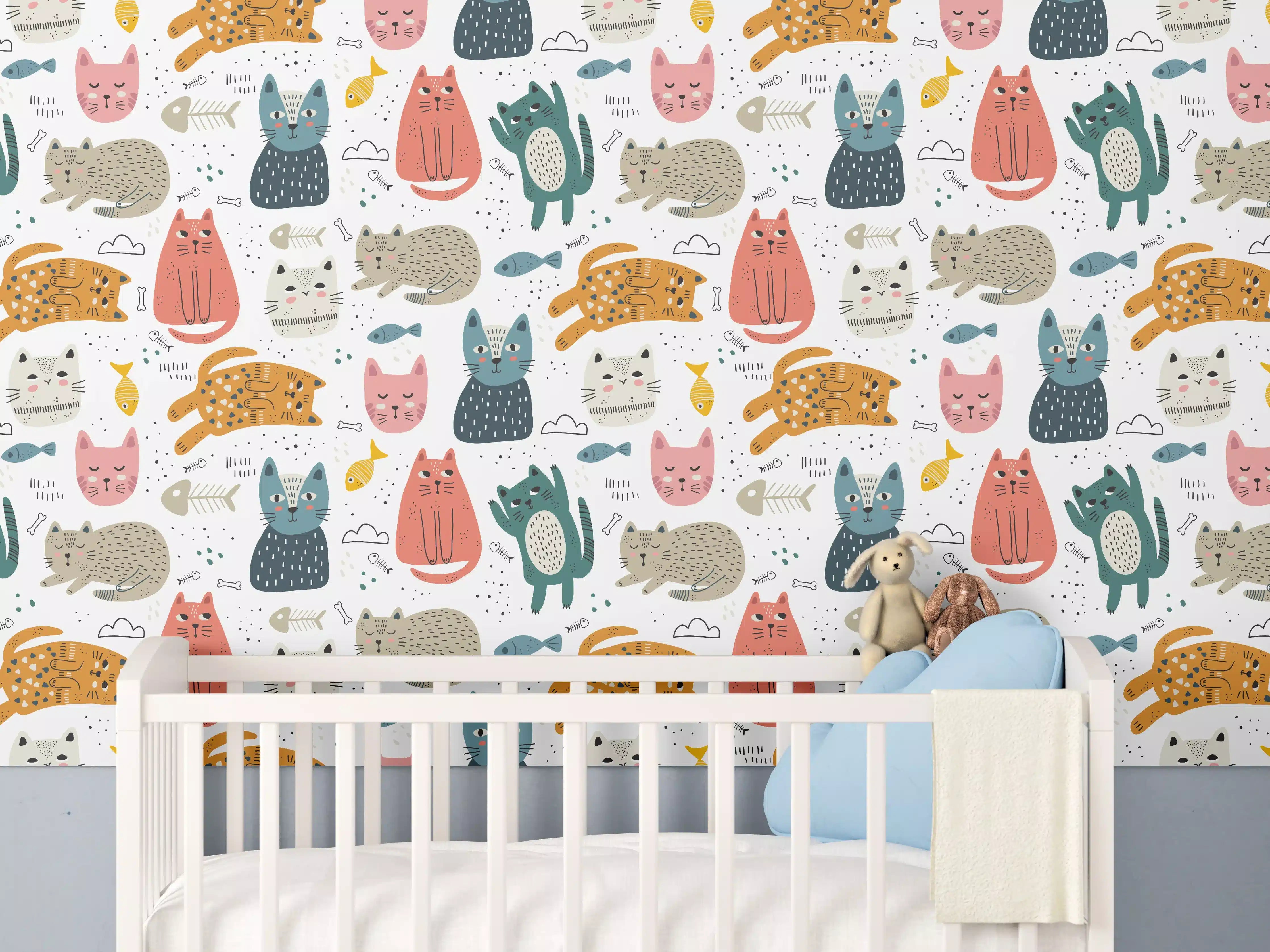 Babyzimmer Wandgestaltung - Bunte Katzenwelt mit verspieltem Muster