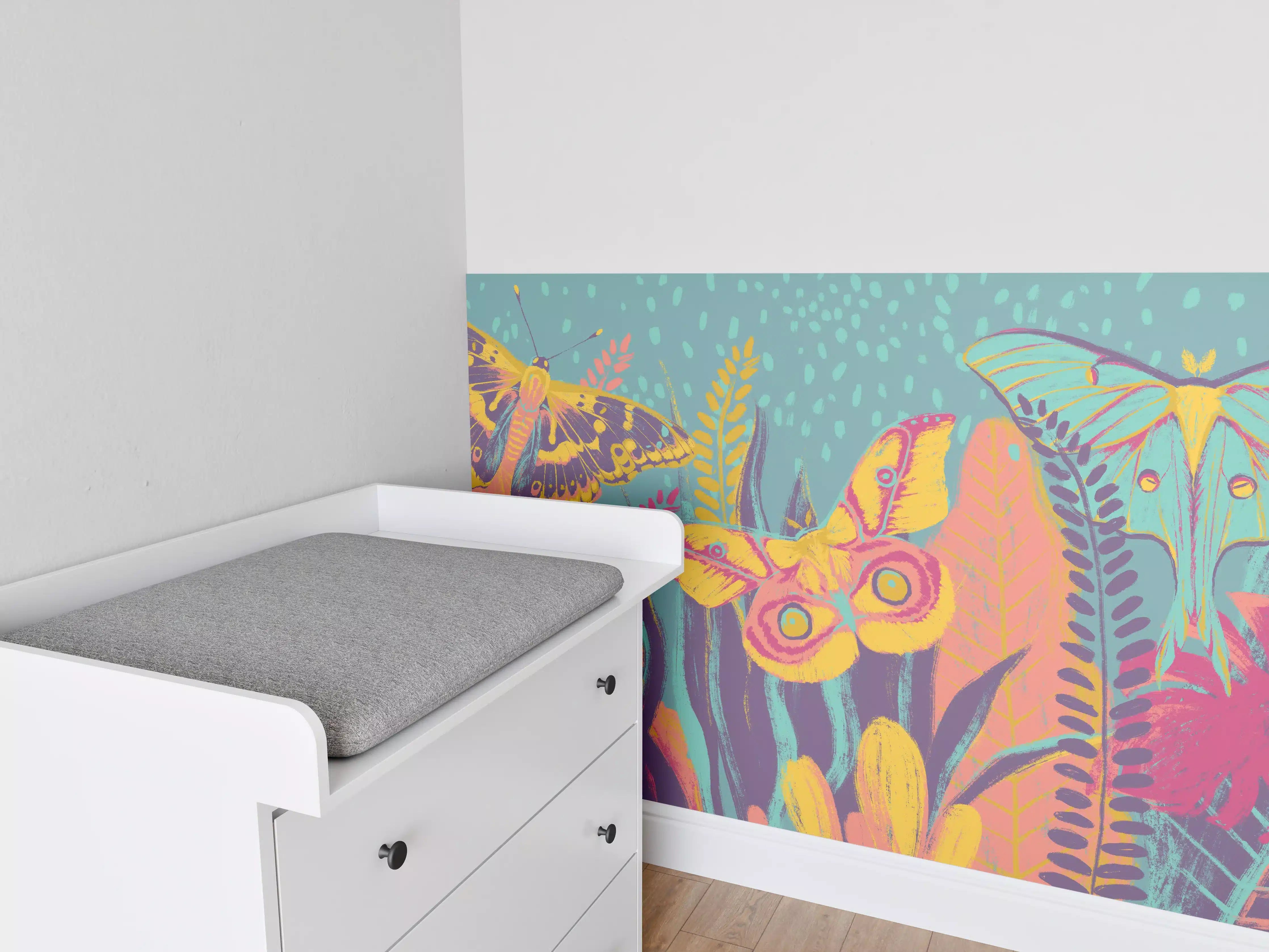 Babyzimmer Wandgestaltung - Bunte Schmetterlingsvielfalt im Pflanzenmeer