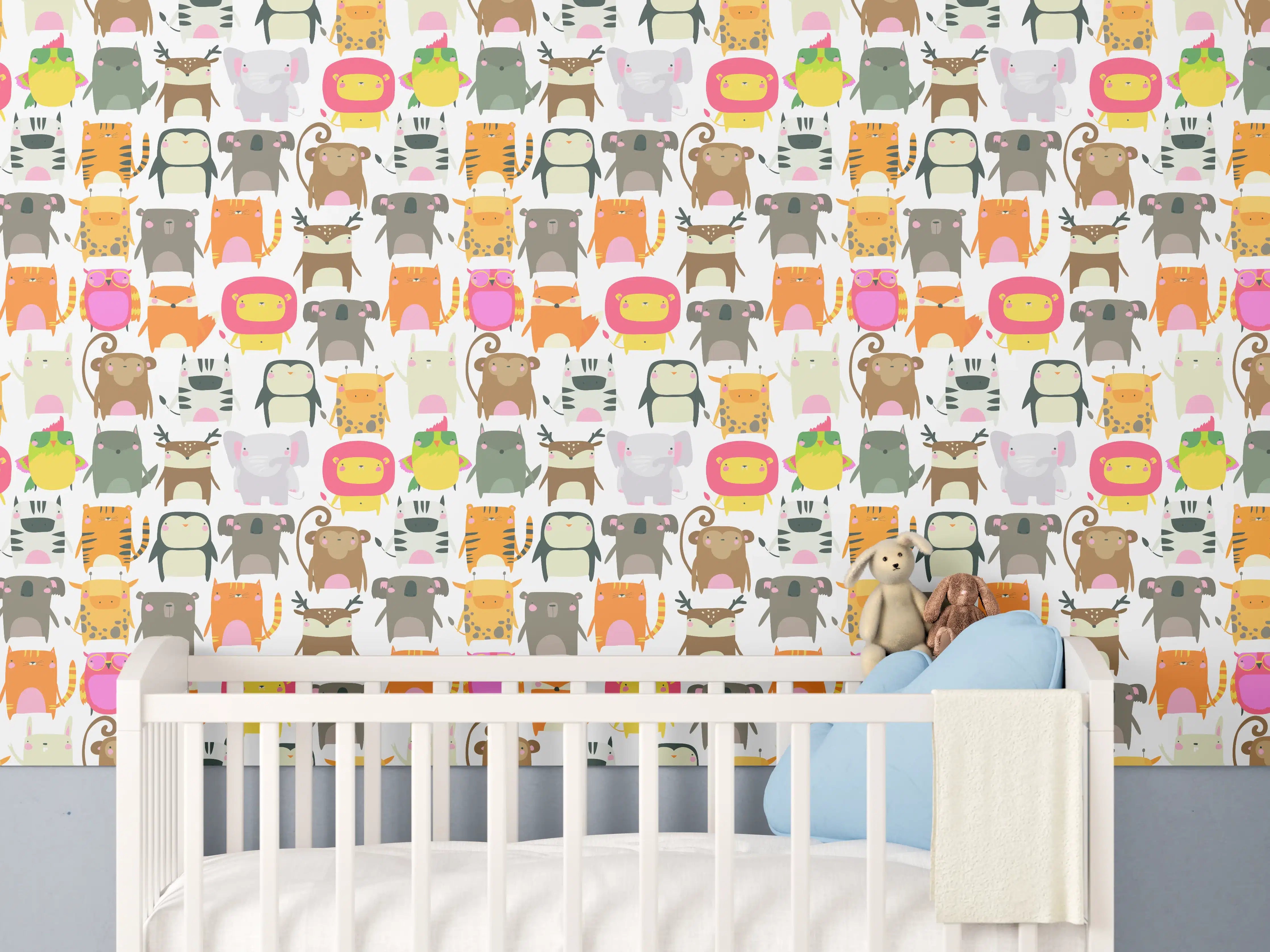 Babyzimmer Wandgestaltung - Bunte Tiermischung zur Kinderzimmergestaltung