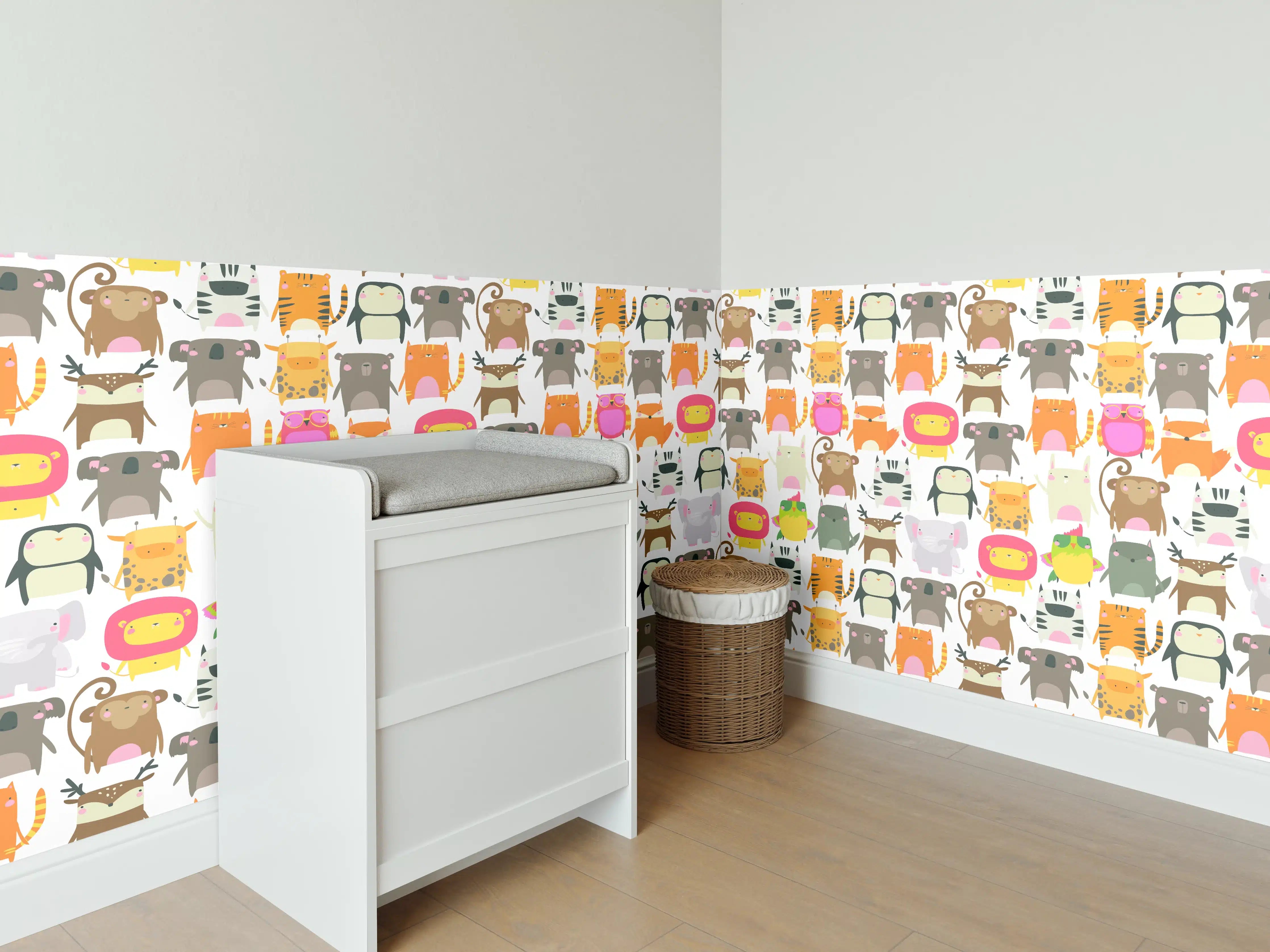 Babyzimmer Wandgestaltung - Bunte Tiermischung zur Kinderzimmergestaltung